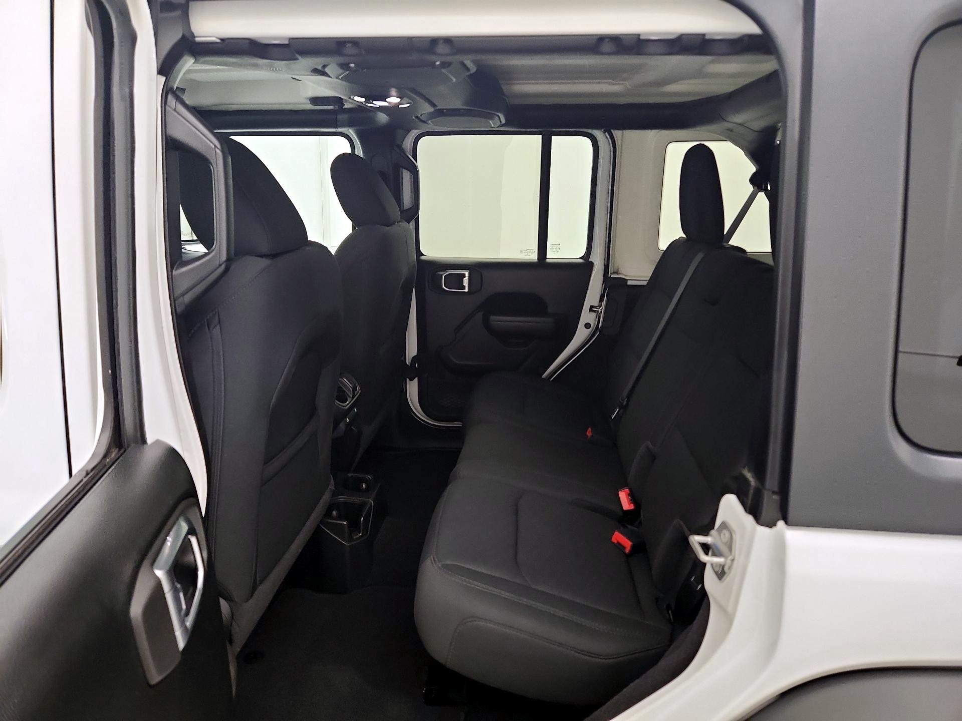 Thumbnail: 2021 Jeep Wrangler - 19