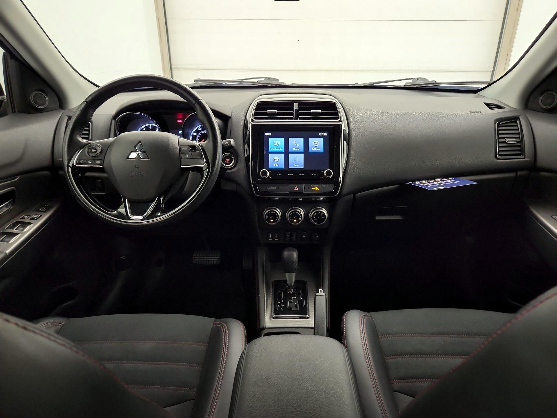 Thumbnail: 2022 Mitsubishi Outlander Sport - 9