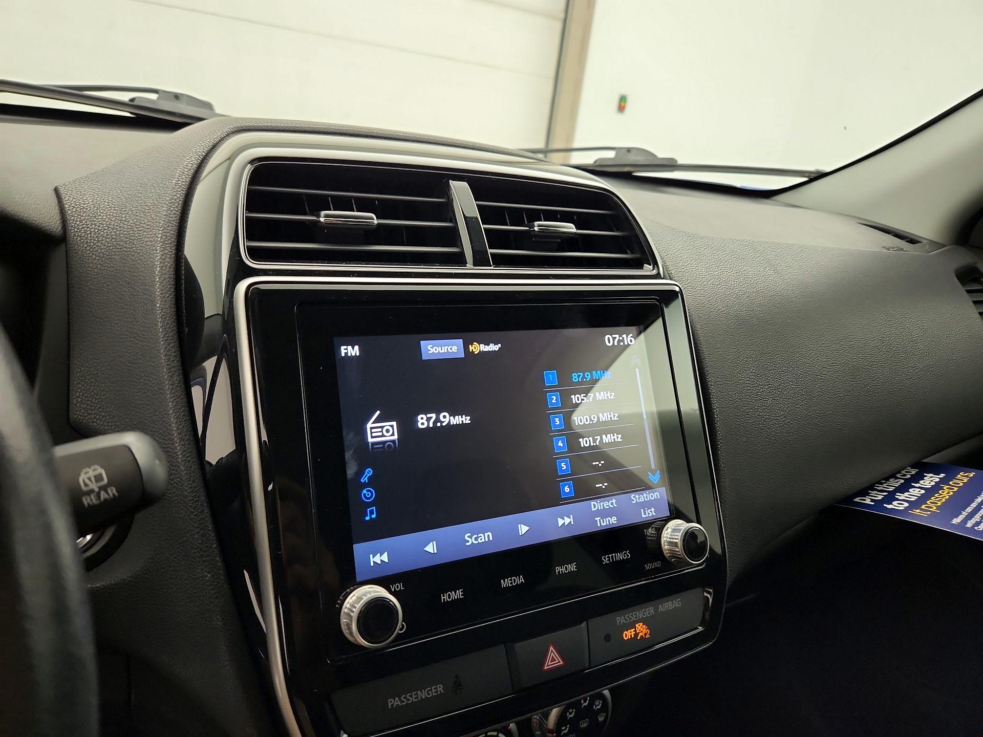 Thumbnail: 2022 Mitsubishi Outlander Sport - 15
