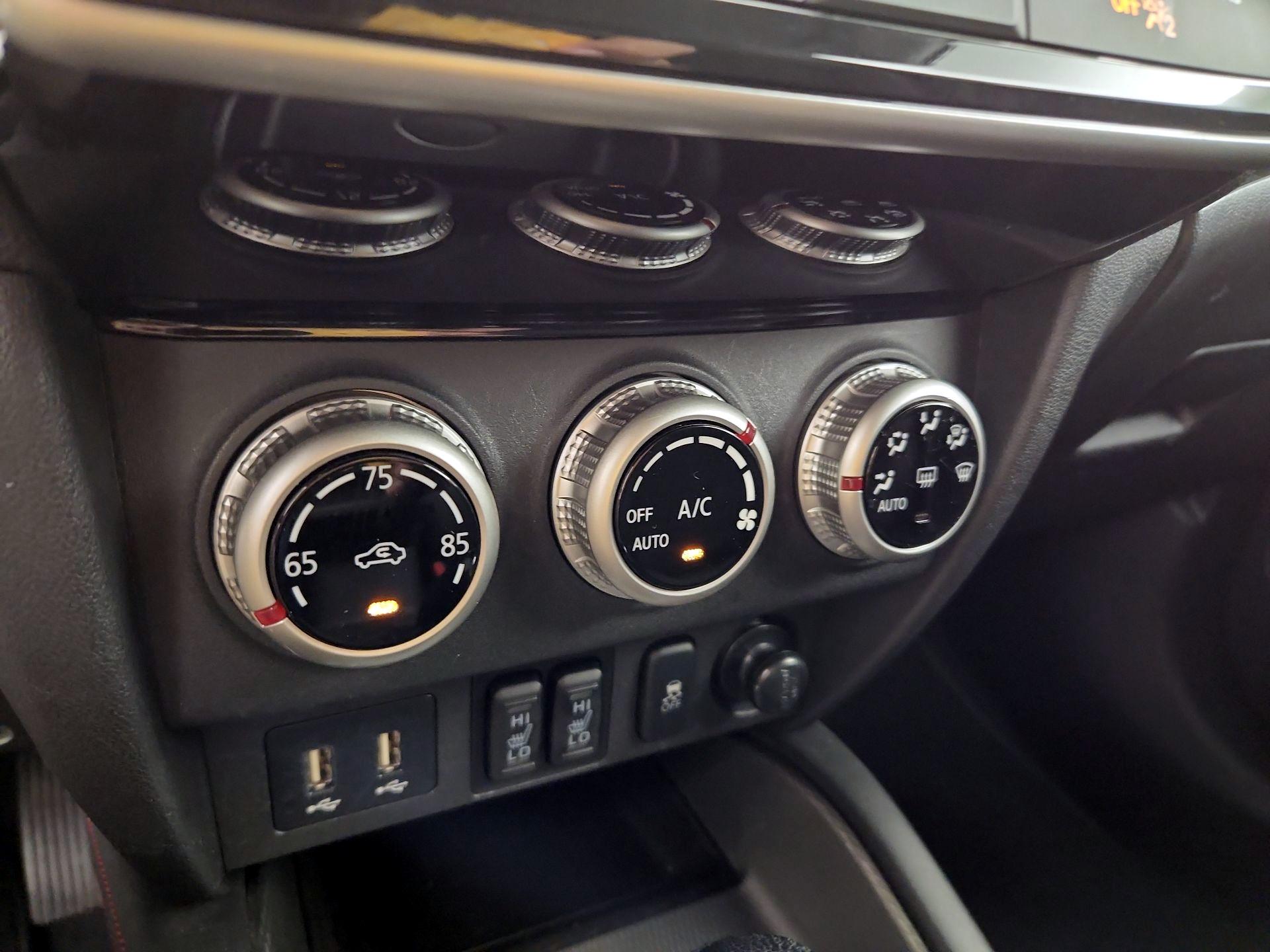 Thumbnail: 2022 Mitsubishi Outlander Sport - 16