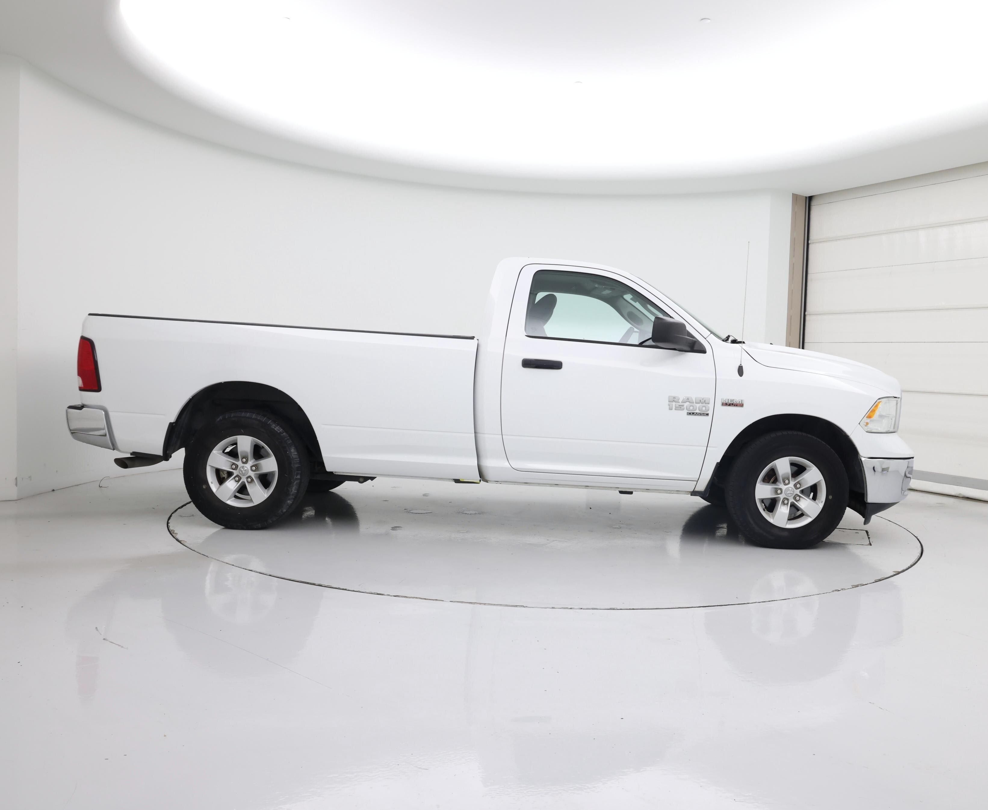 Thumbnail: 2021 RAM 1500 Classic - 7