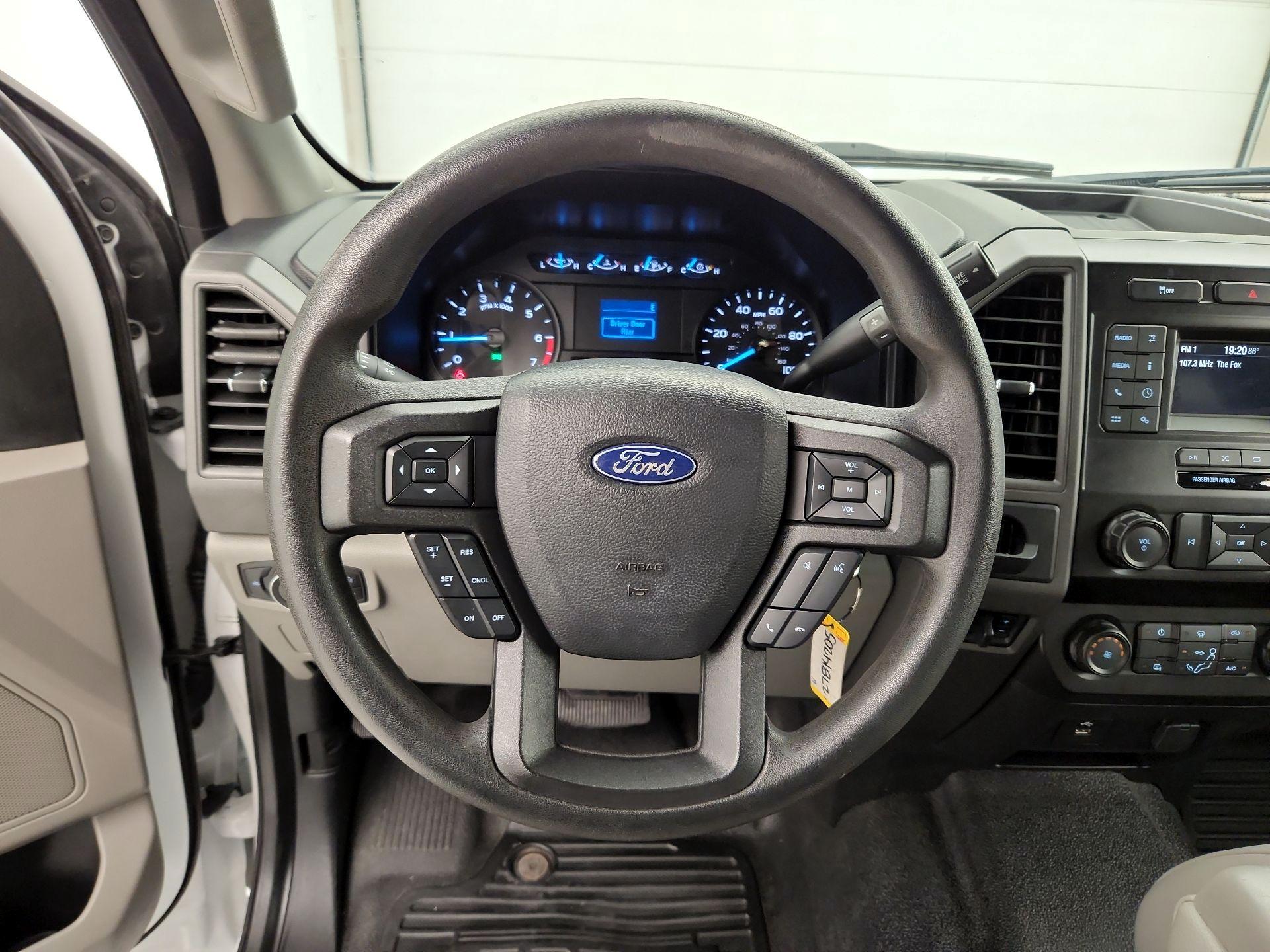 Thumbnail: 2020 Ford F-250 - 10