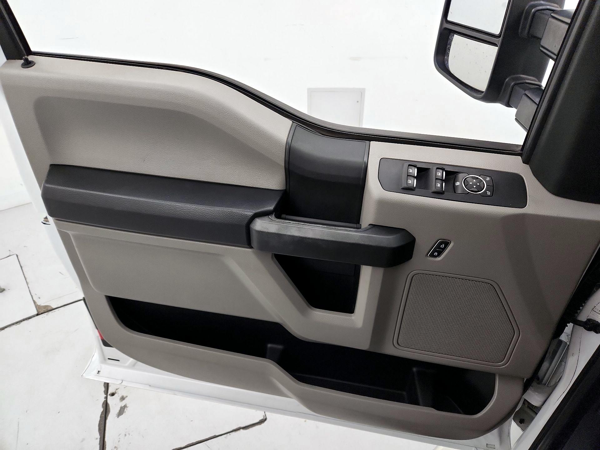 Thumbnail: 2020 Ford F-250 - 12