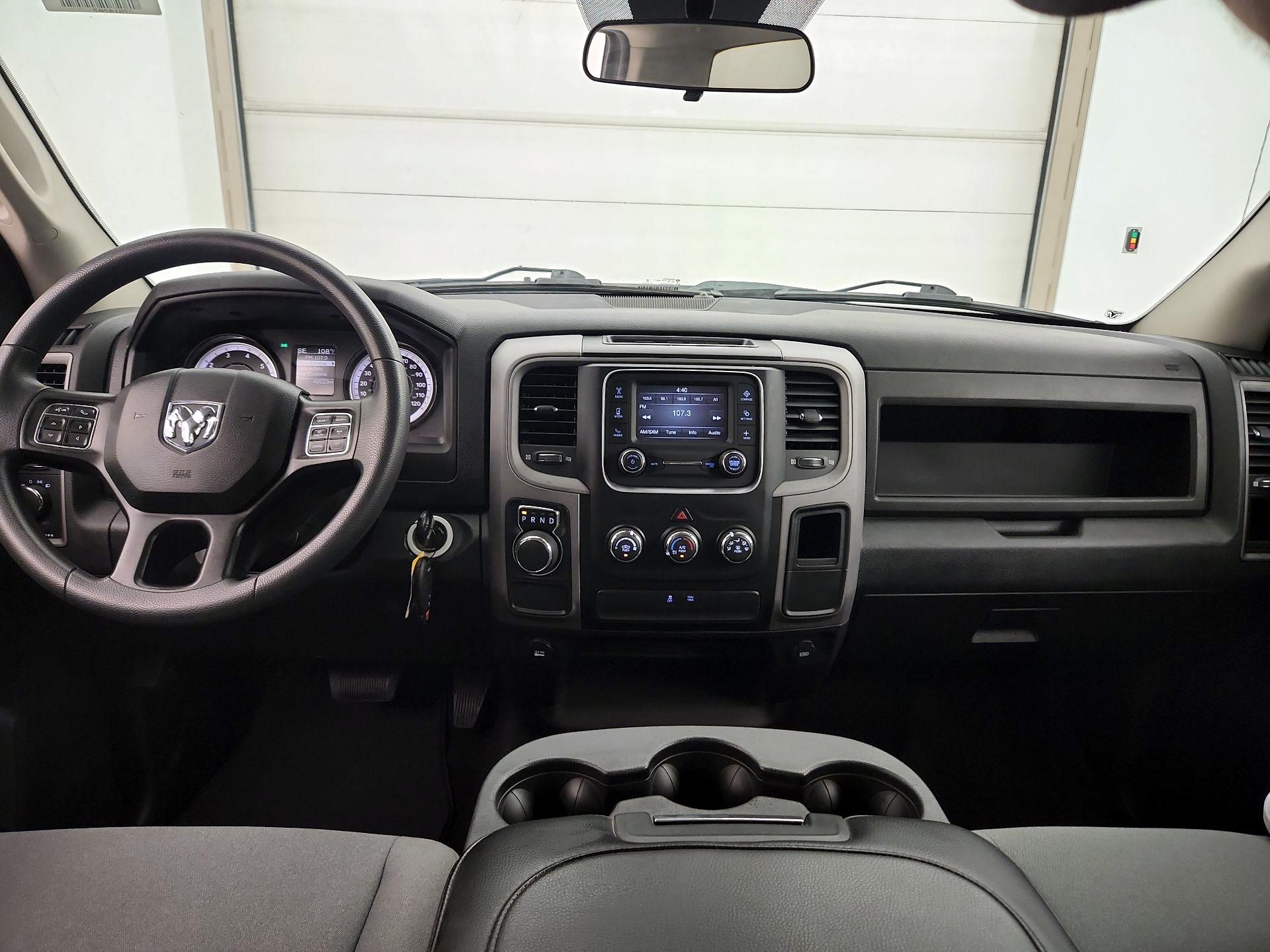 Thumbnail: 2022 RAM 1500 Classic - 9