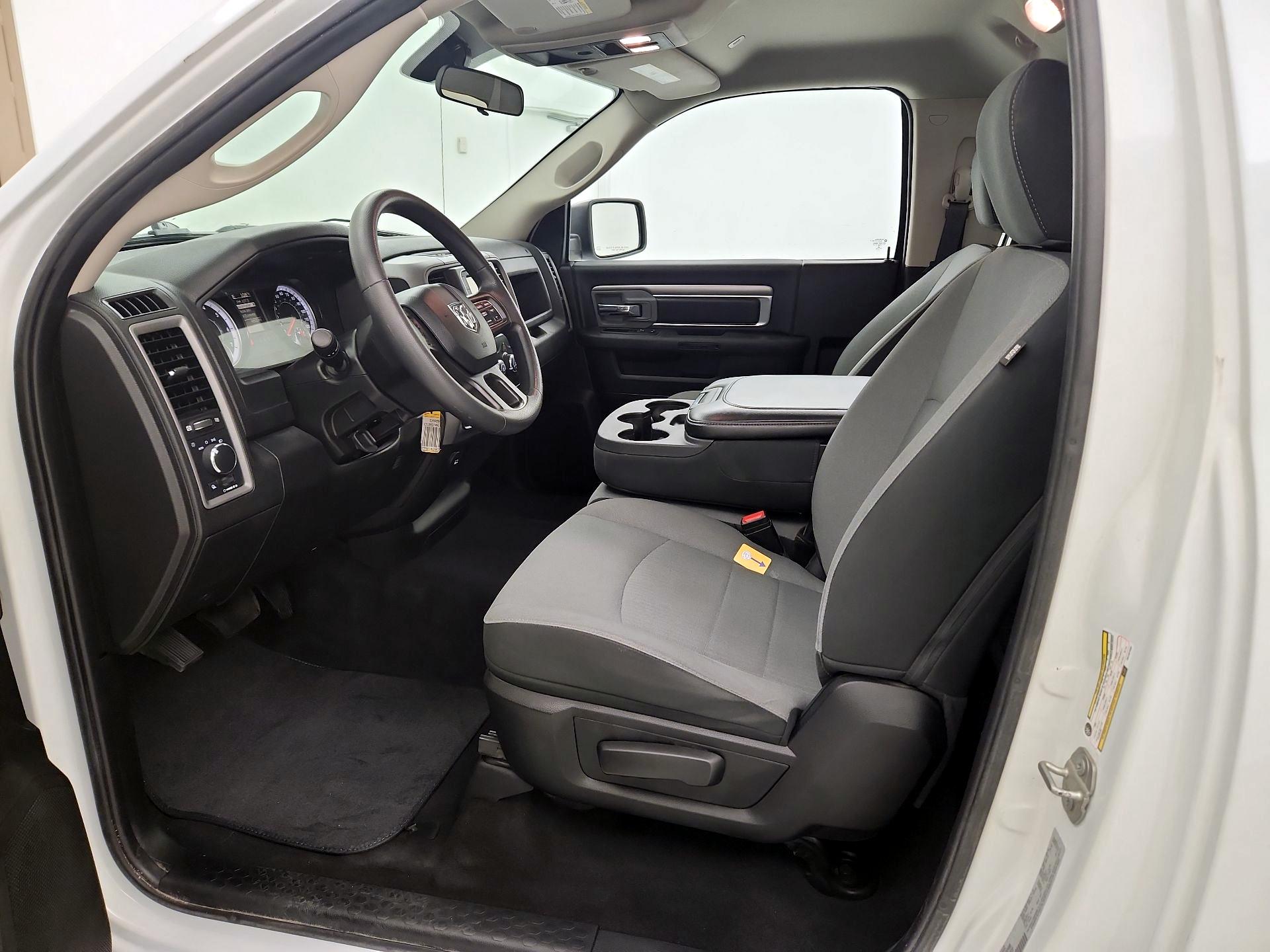 Thumbnail: 2022 RAM 1500 Classic - 11