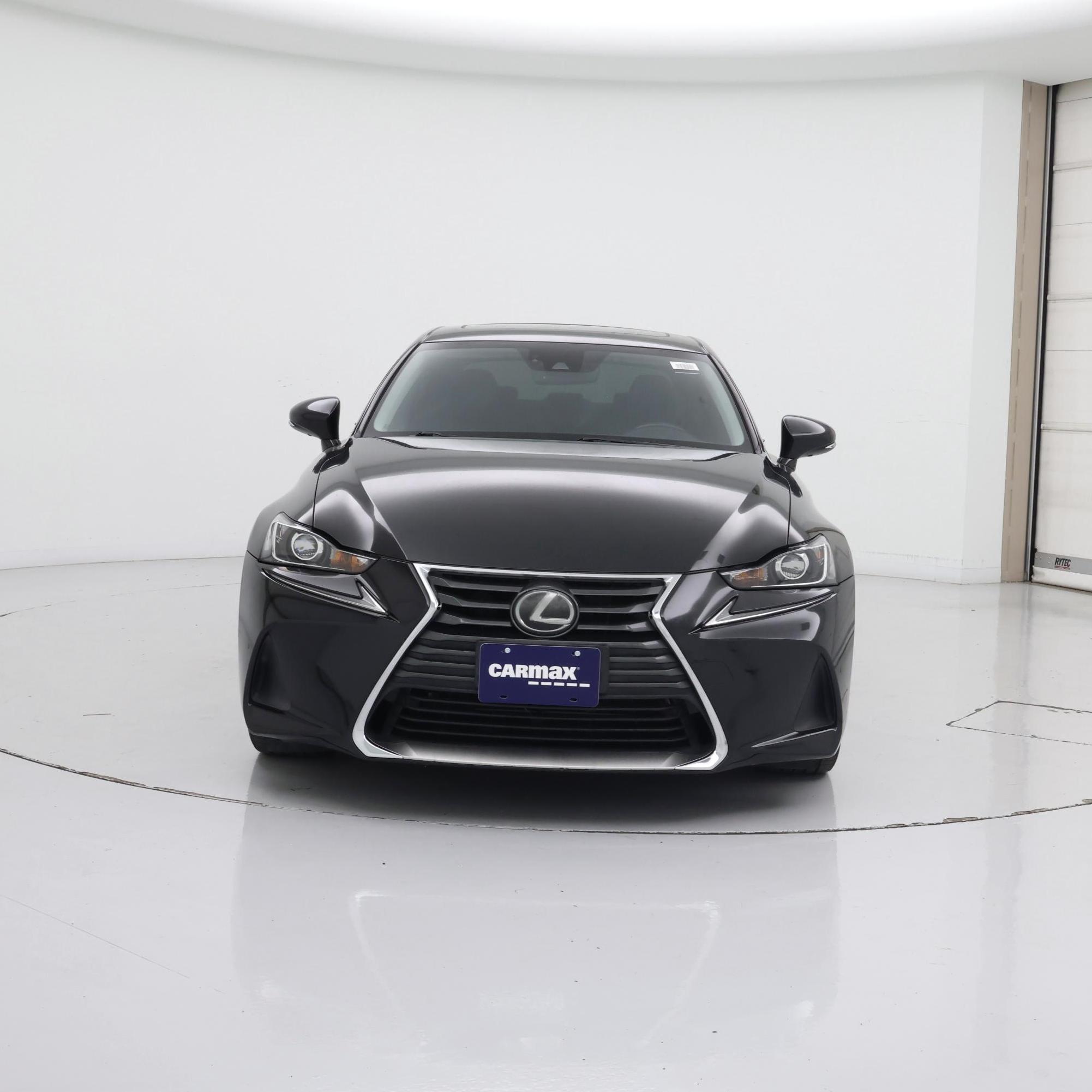Thumbnail: 2020 Lexus IS - 5