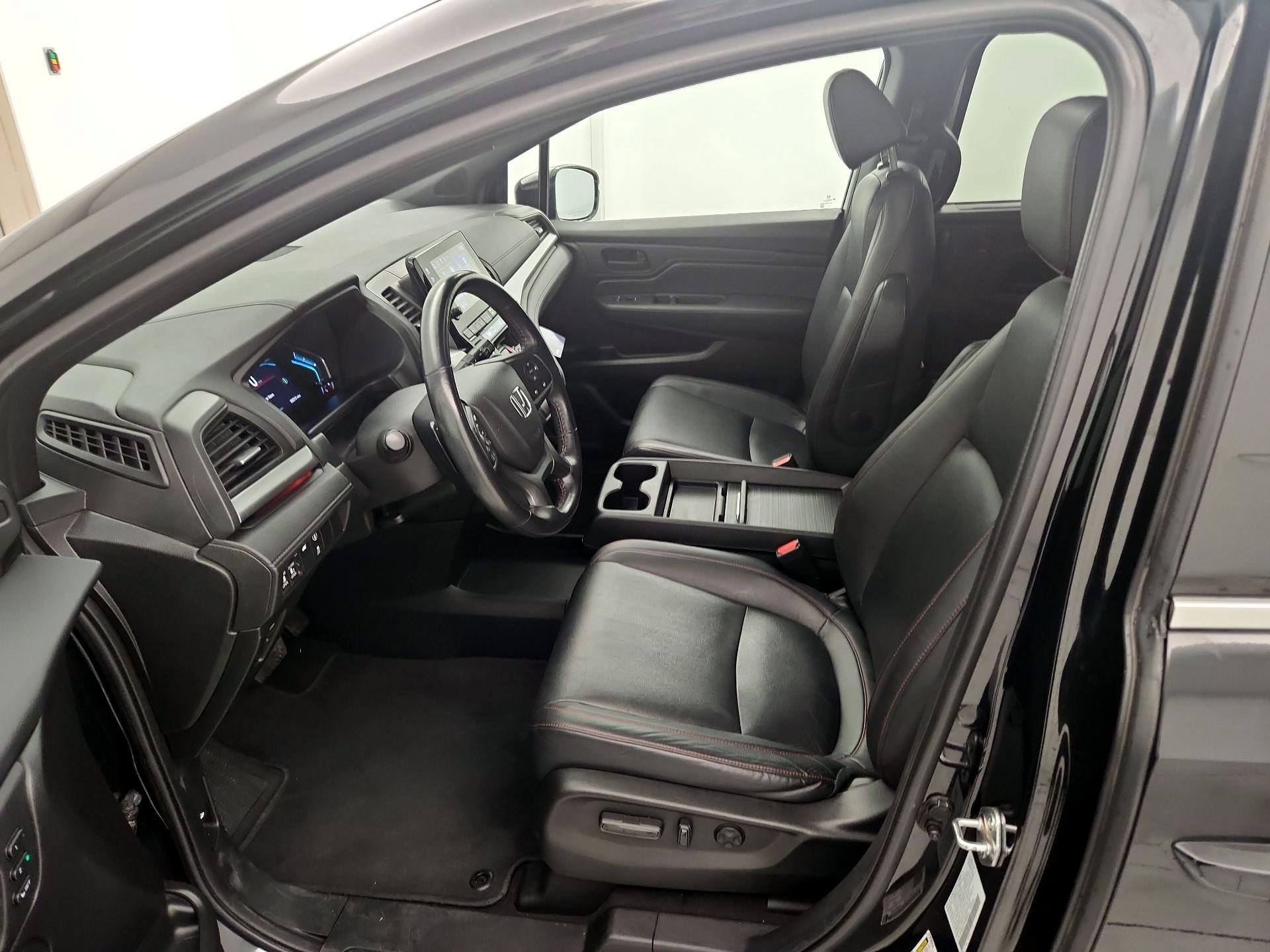 Thumbnail: 2023 Honda Odyssey - 11