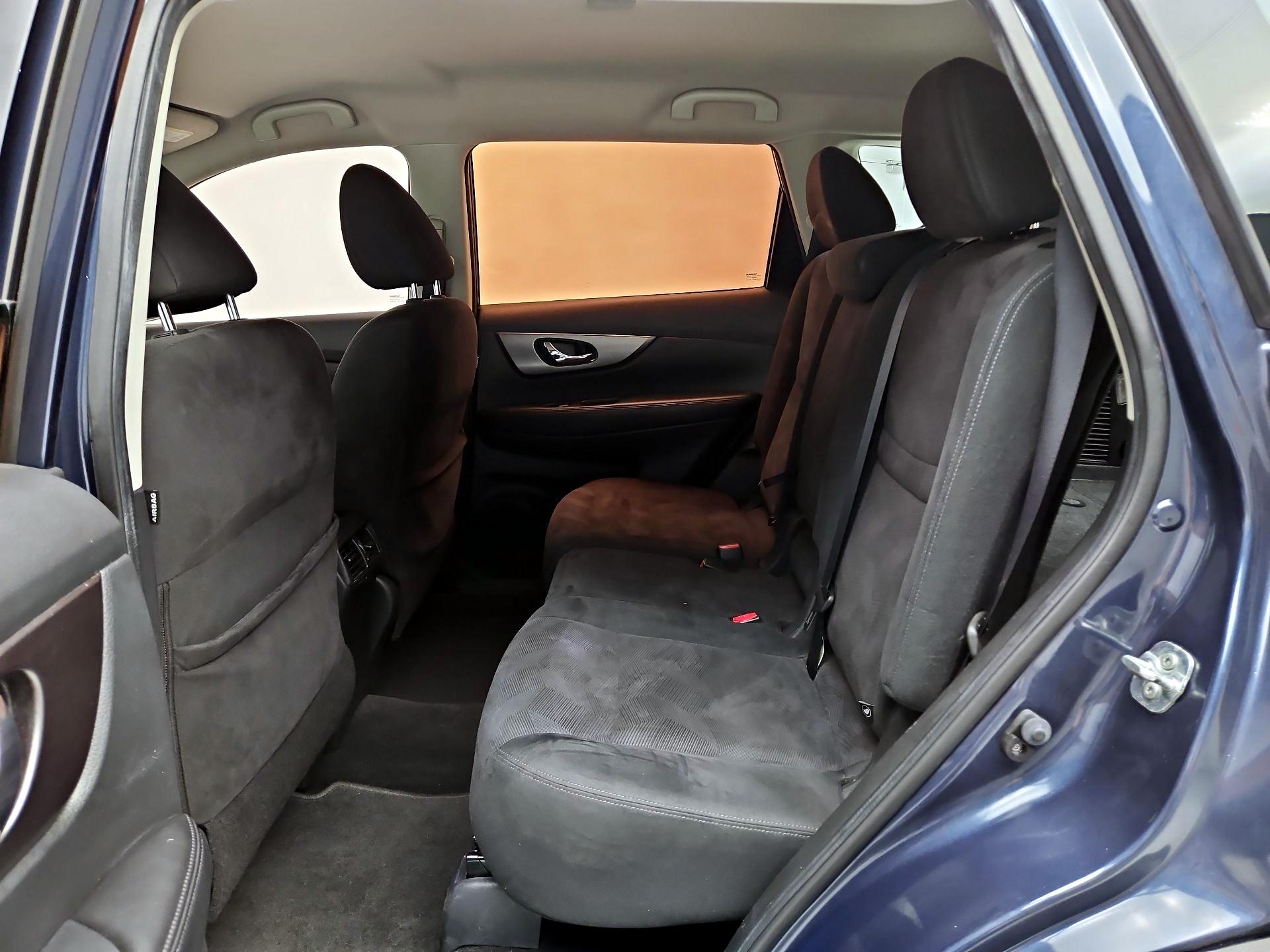 Thumbnail: 2015 Nissan Rogue - 19