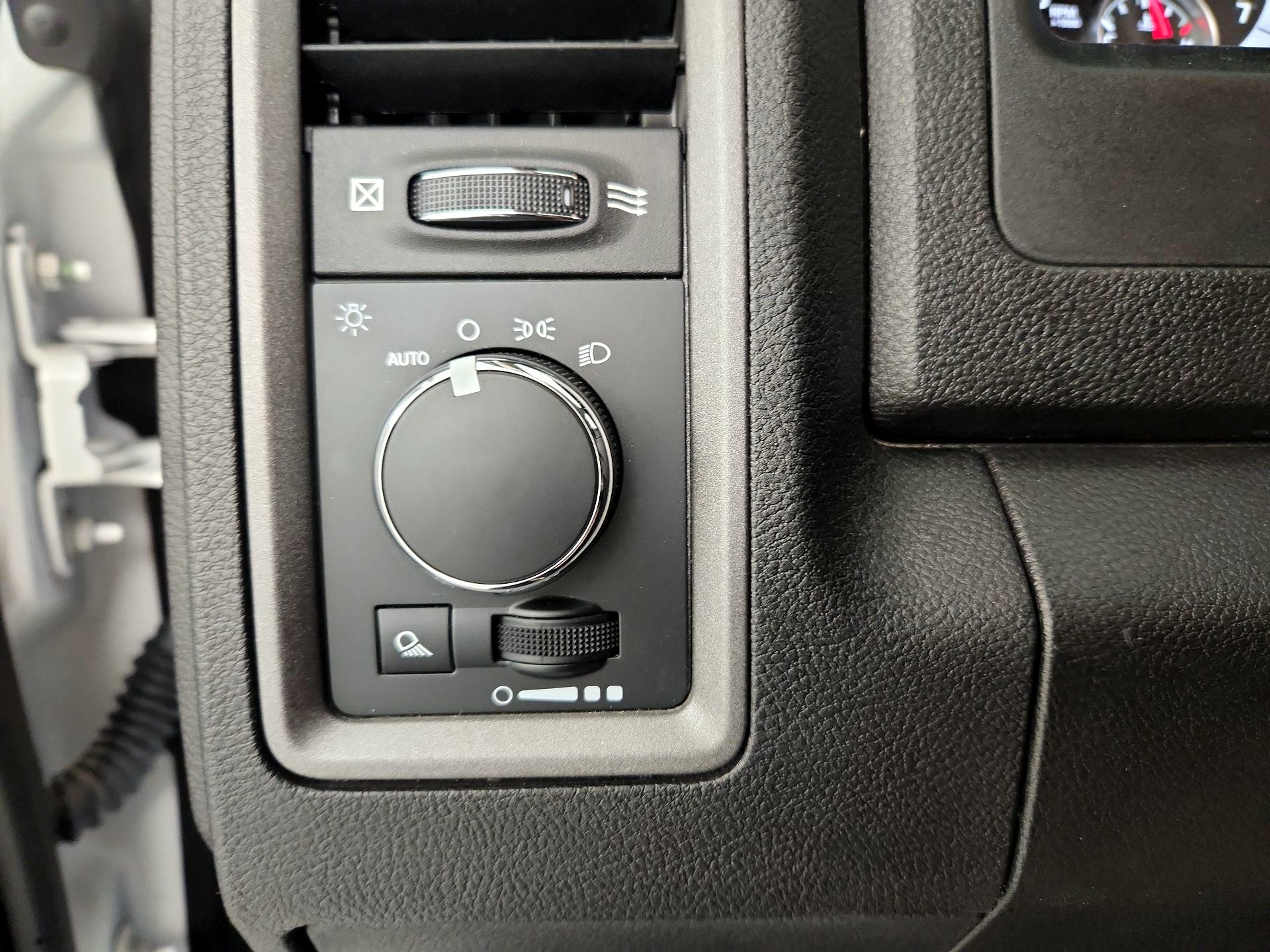 Thumbnail: 2022 RAM 1500 Classic - 13