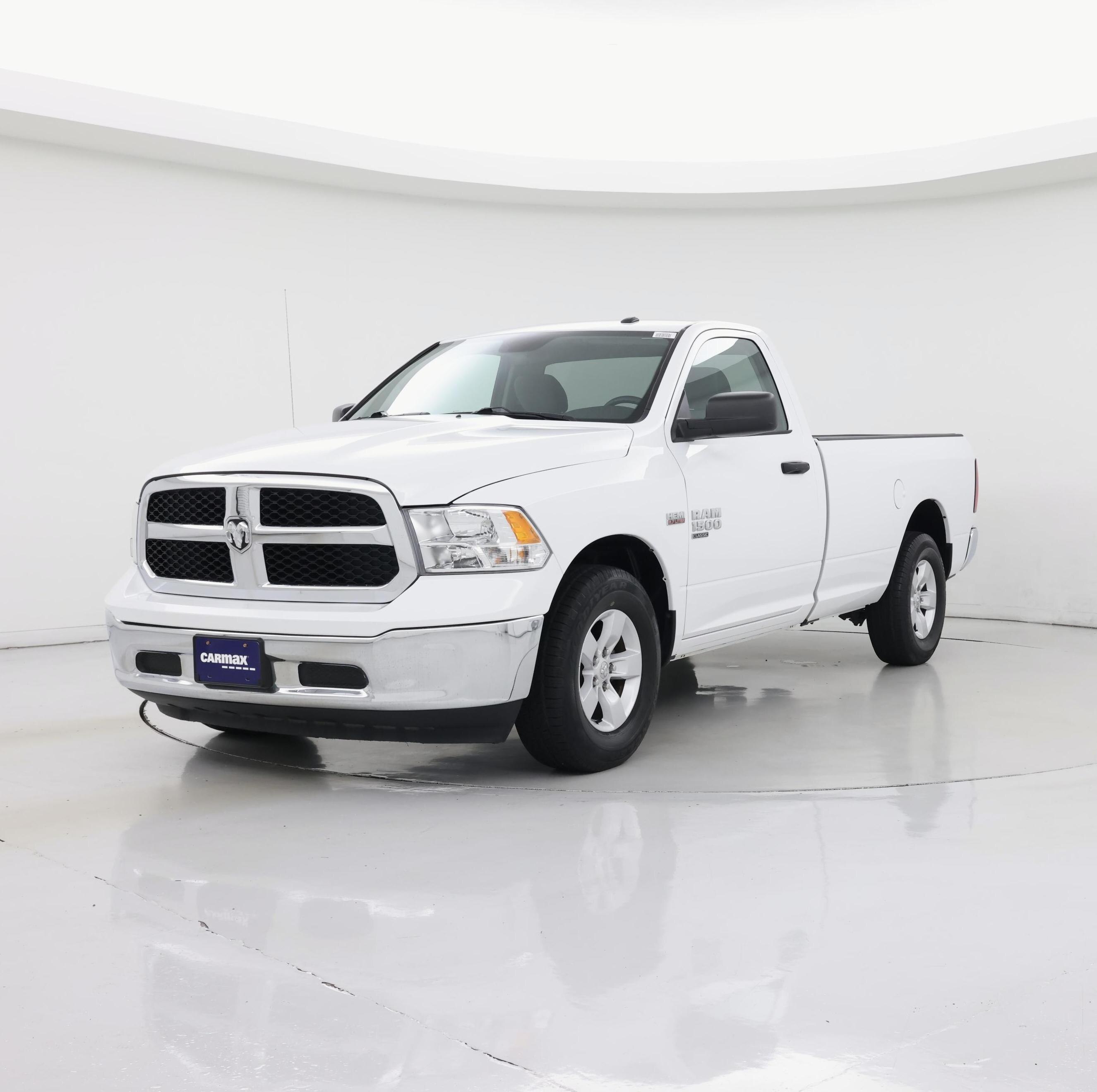 Thumbnail: 2022 RAM 1500 Classic - 4