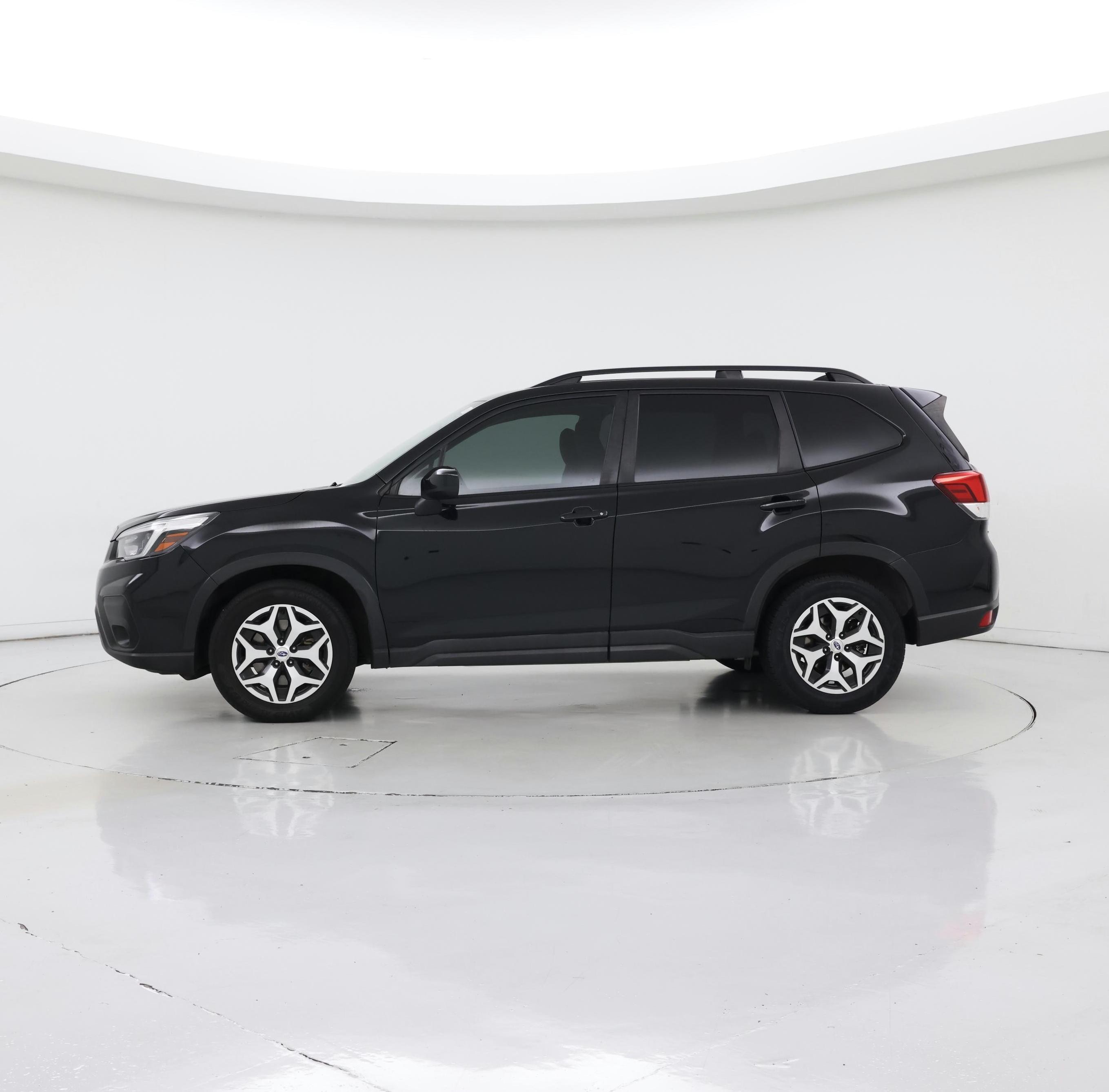 Thumbnail: 2021 Subaru Forester - 3