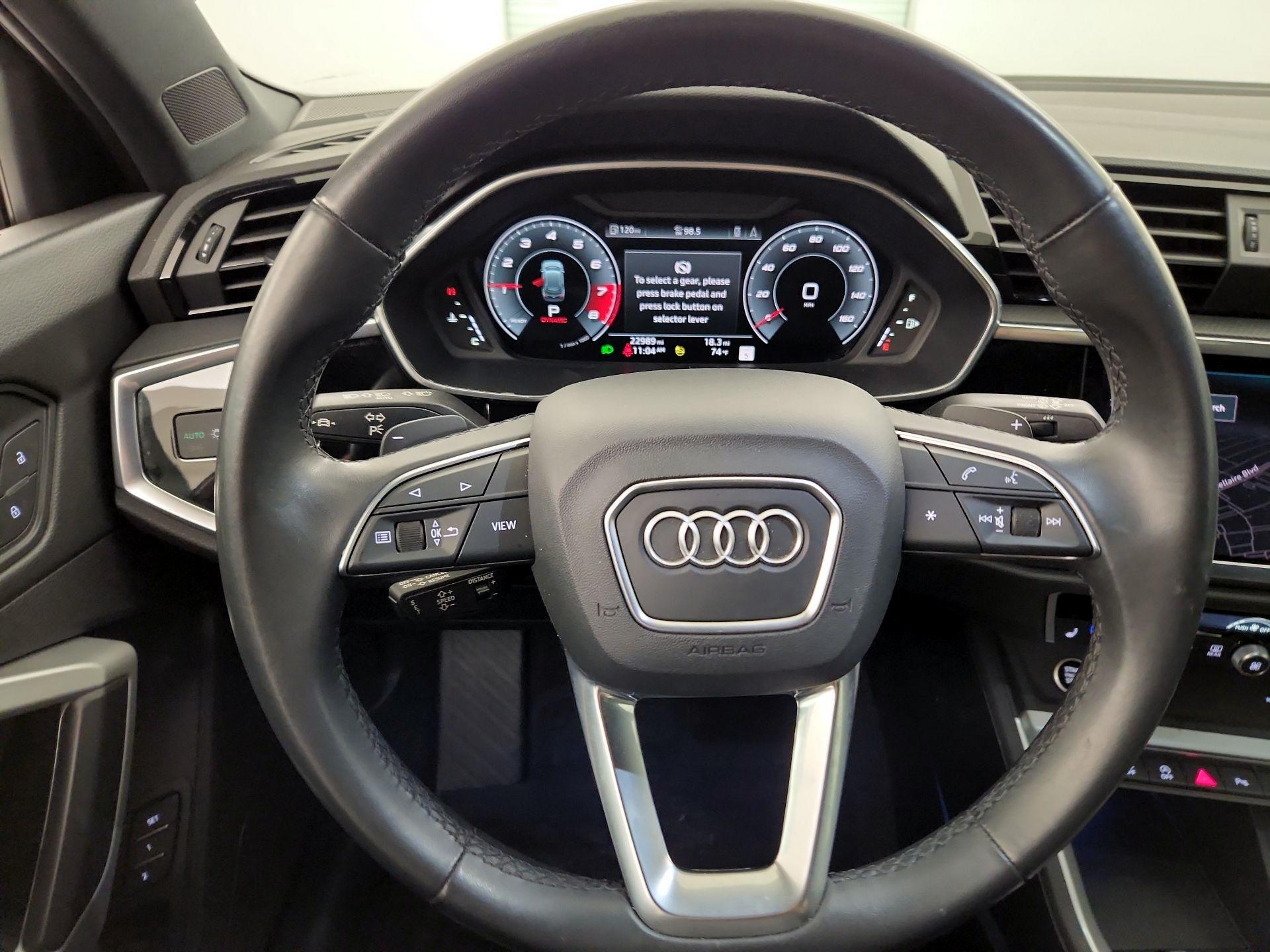 Thumbnail: 2022 Audi Q3 - 10