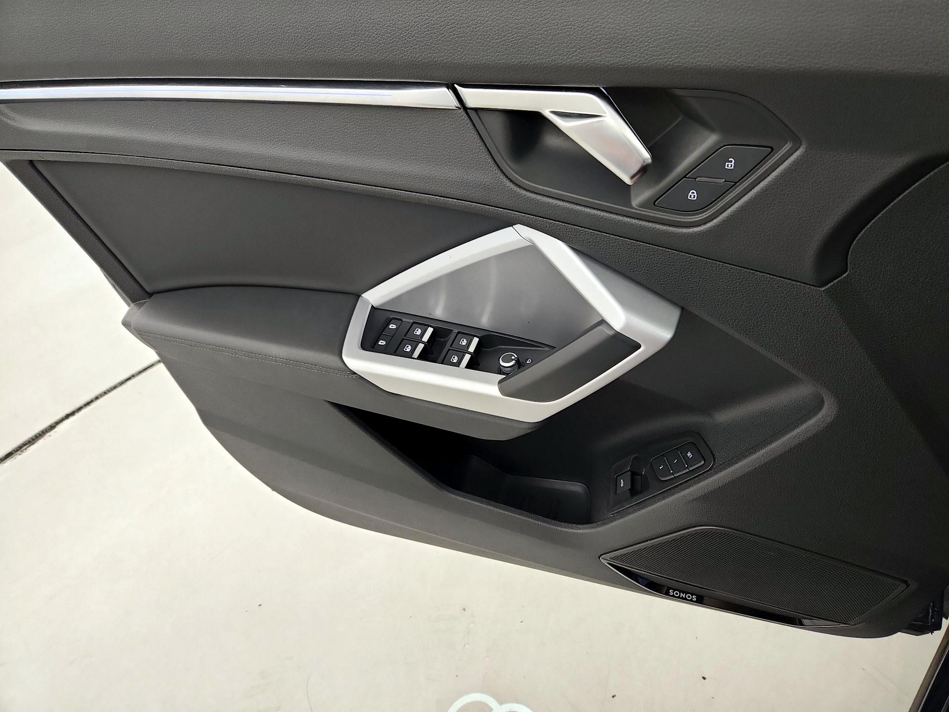 Thumbnail: 2022 Audi Q3 - 12