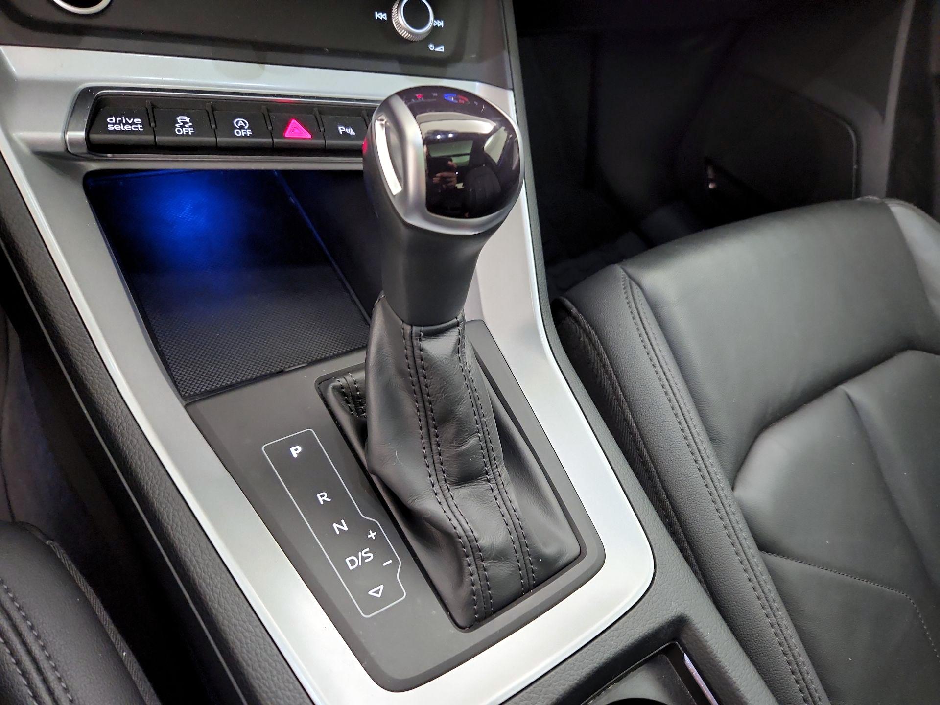 Thumbnail: 2022 Audi Q3 - 18