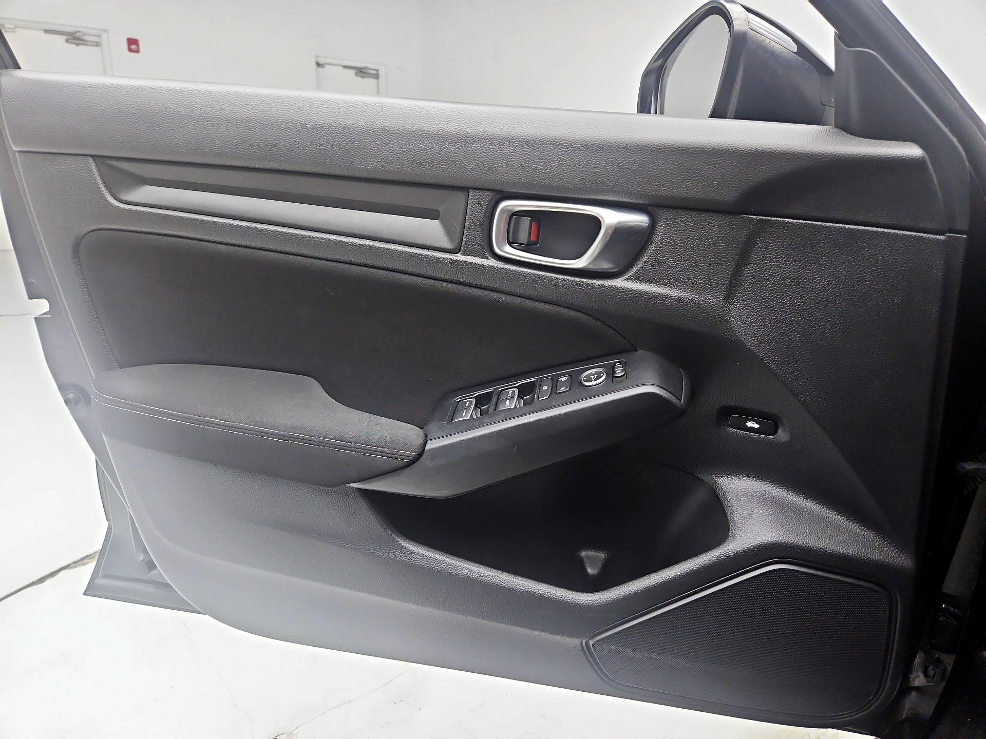 Thumbnail: 2023 Honda Civic - 10