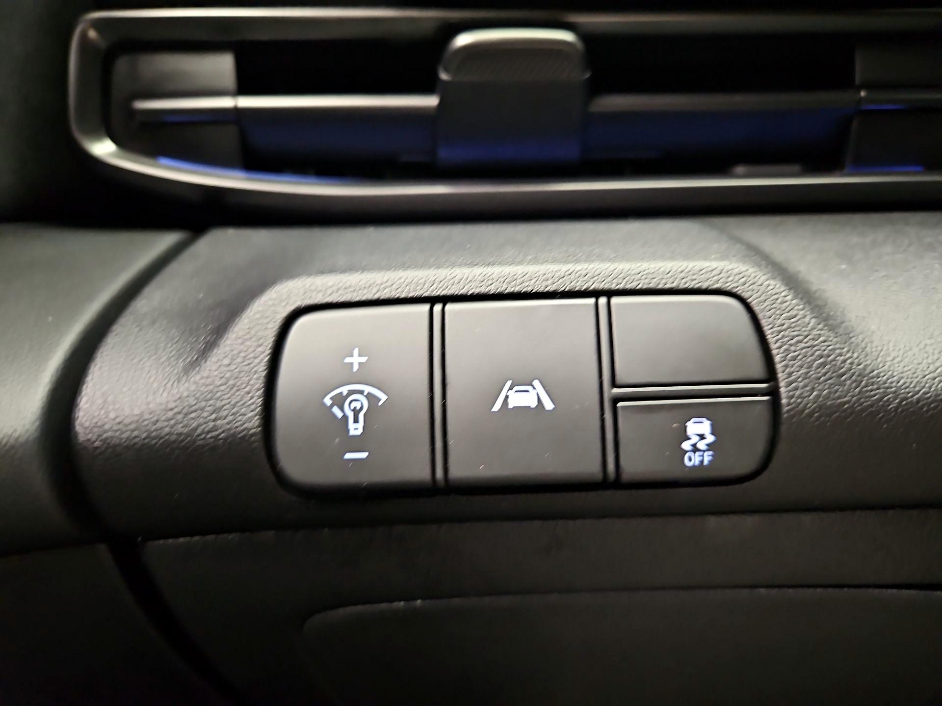 Thumbnail: 2023 Hyundai Elantra - 13