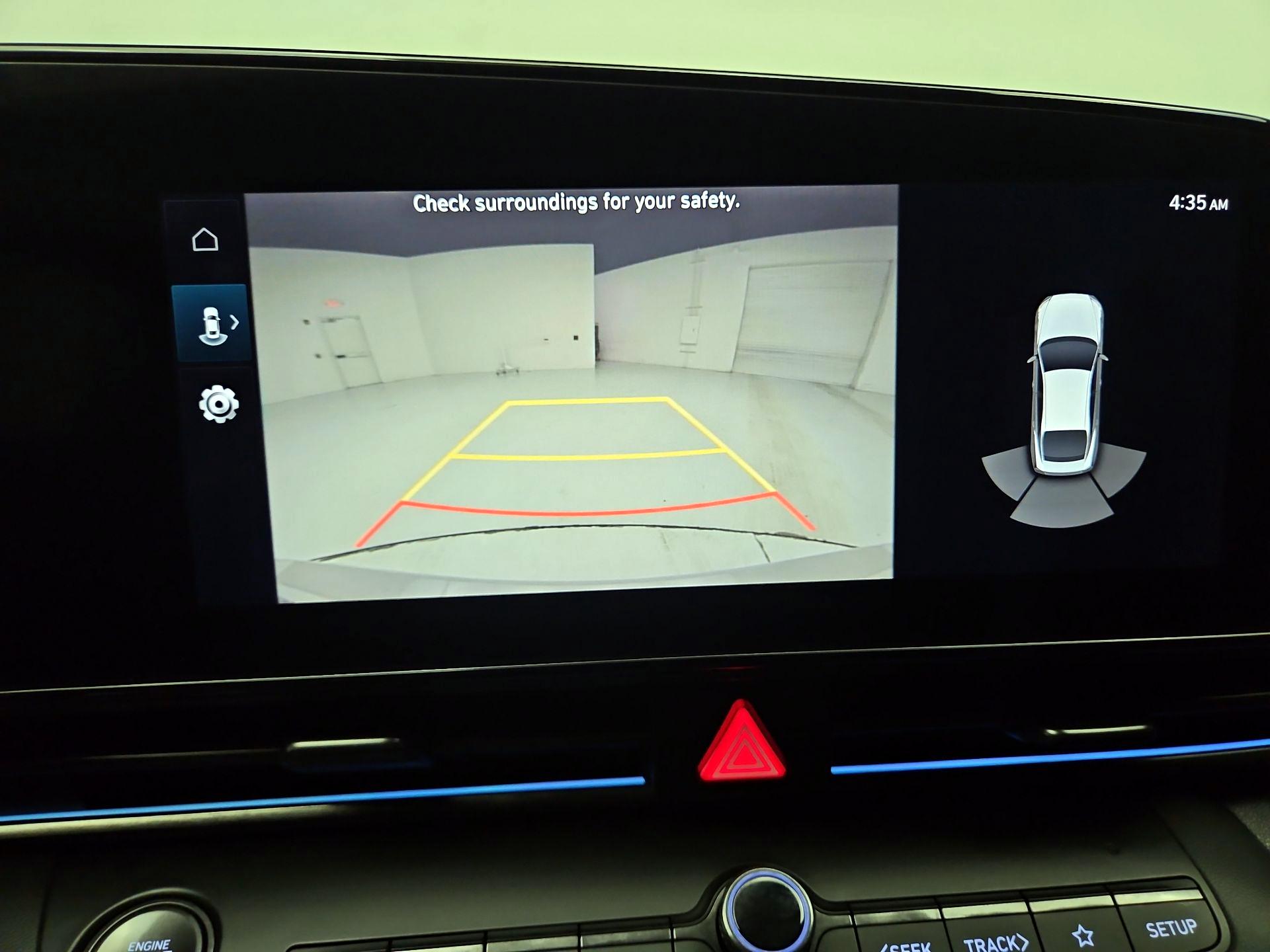 Thumbnail: 2023 Hyundai Elantra - 15