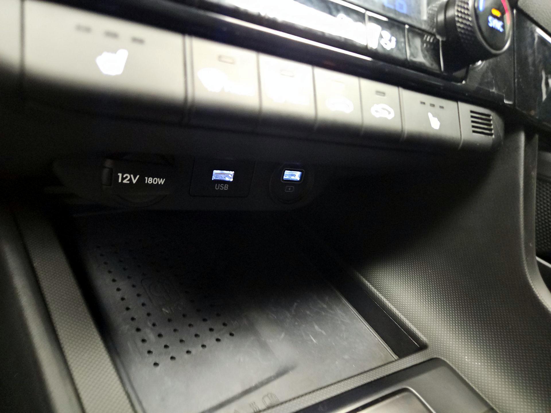 Thumbnail: 2023 Hyundai Elantra - 19