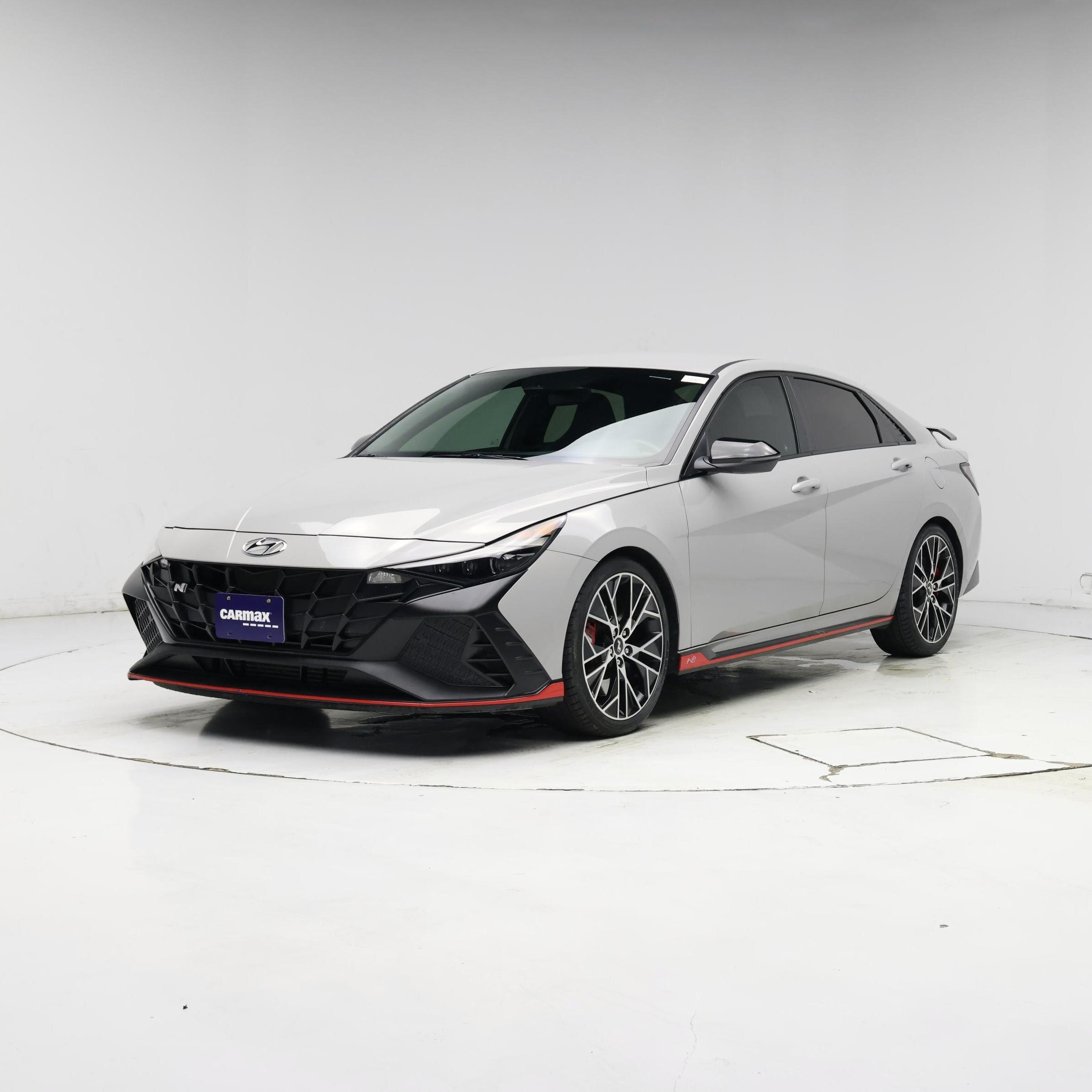 Thumbnail: 2023 Hyundai Elantra - 4