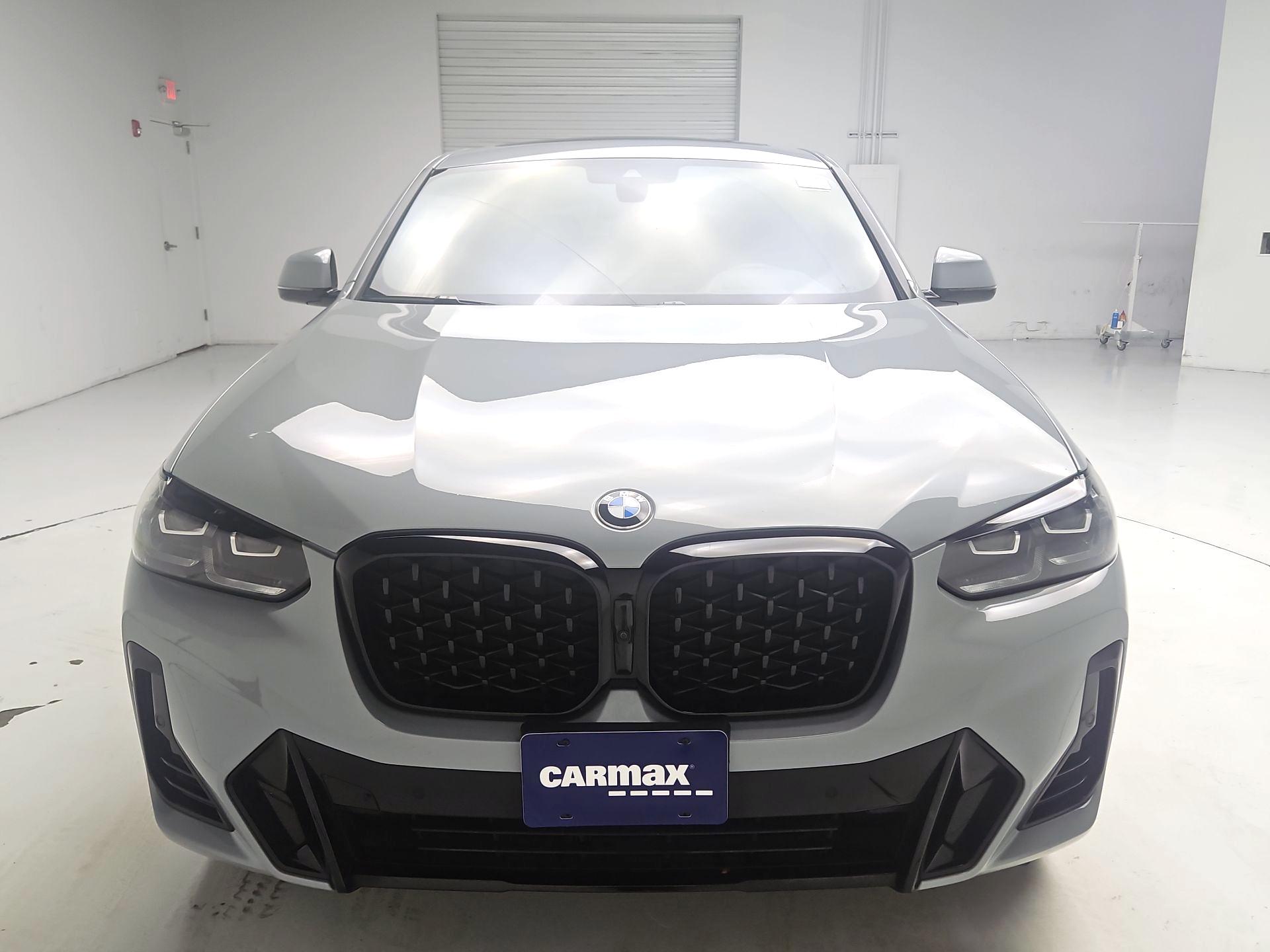 Thumbnail: 2023 BMW X4 - 2
