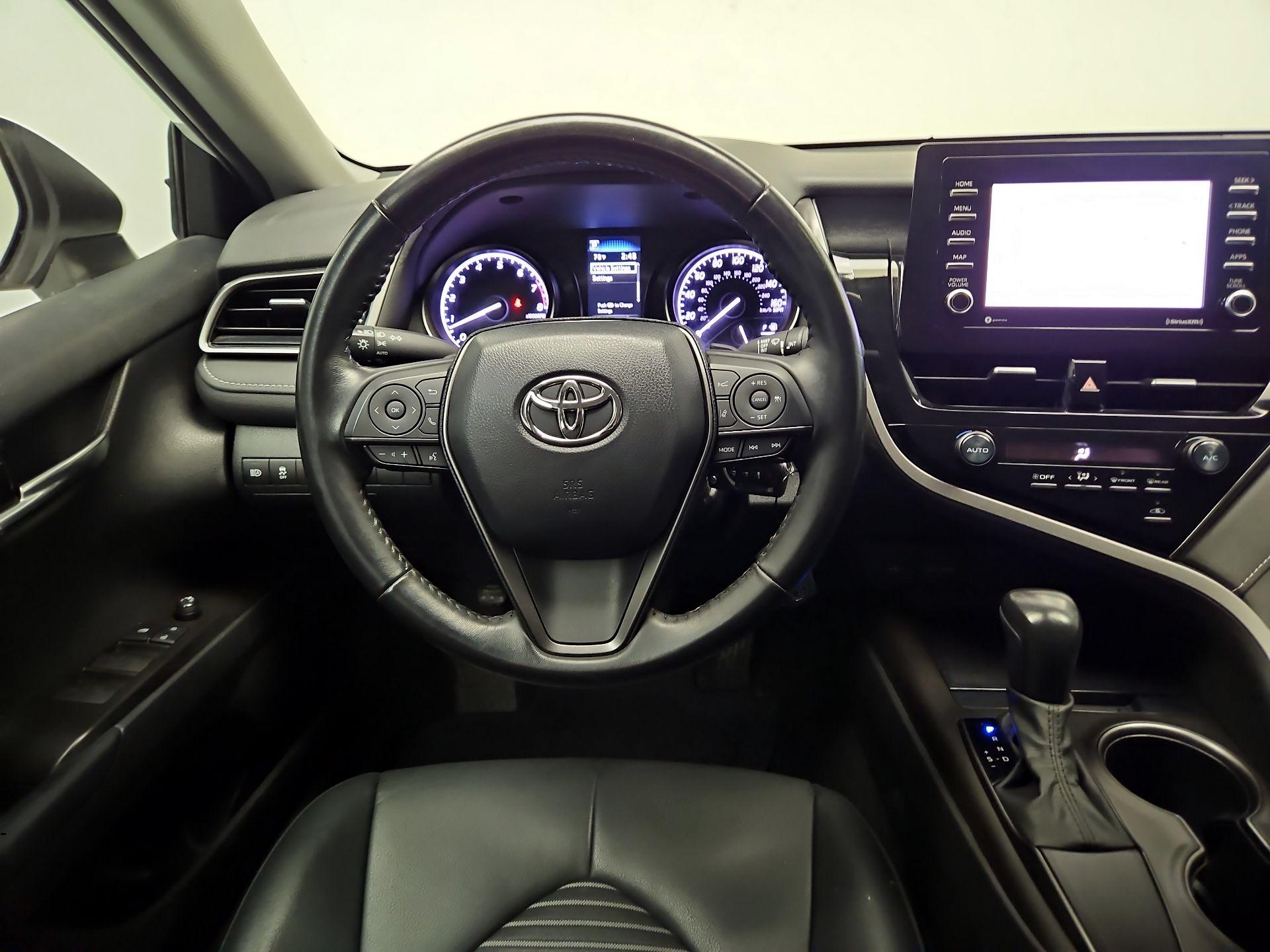 Thumbnail: 2021 Toyota Camry - 10