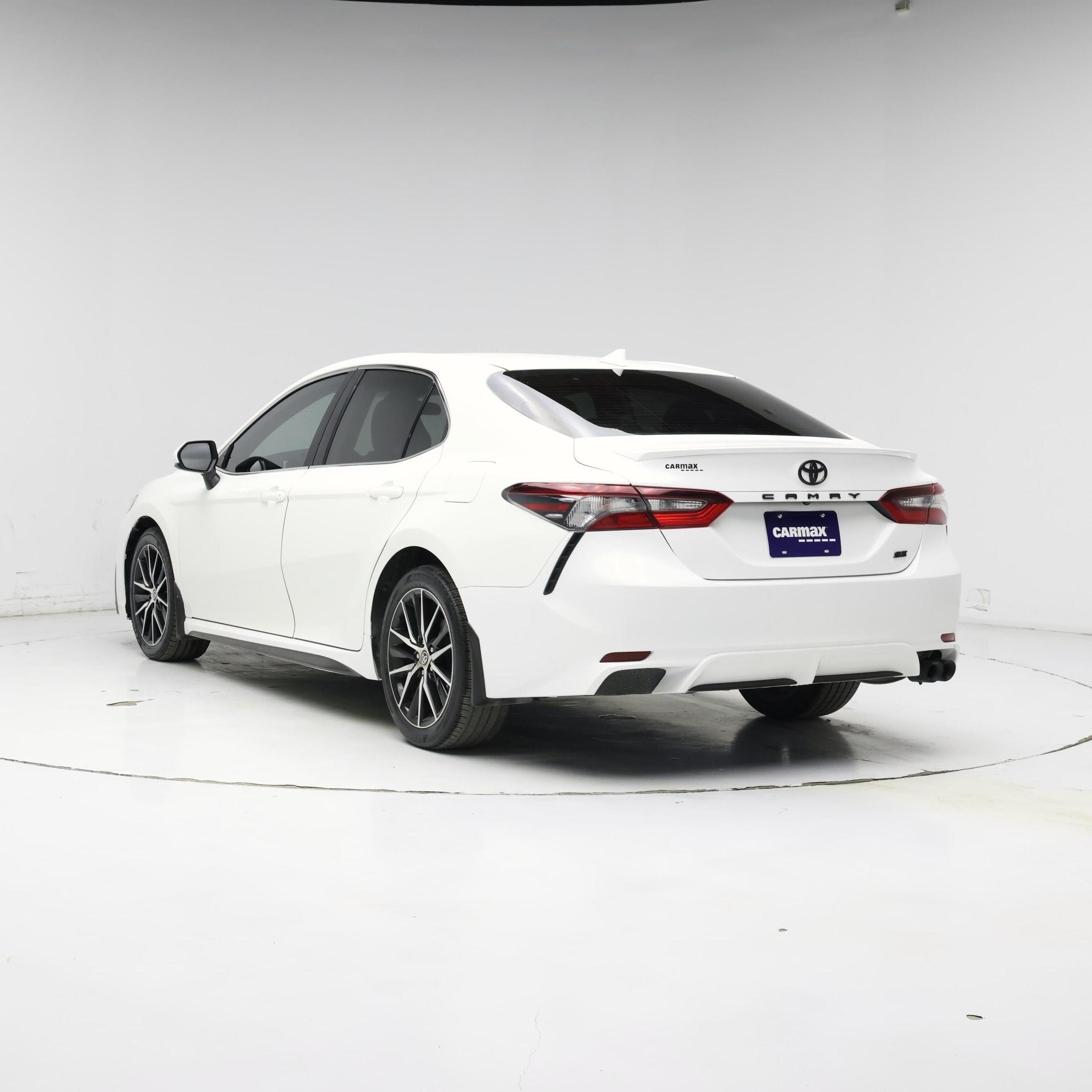 Thumbnail: 2021 Toyota Camry - 2
