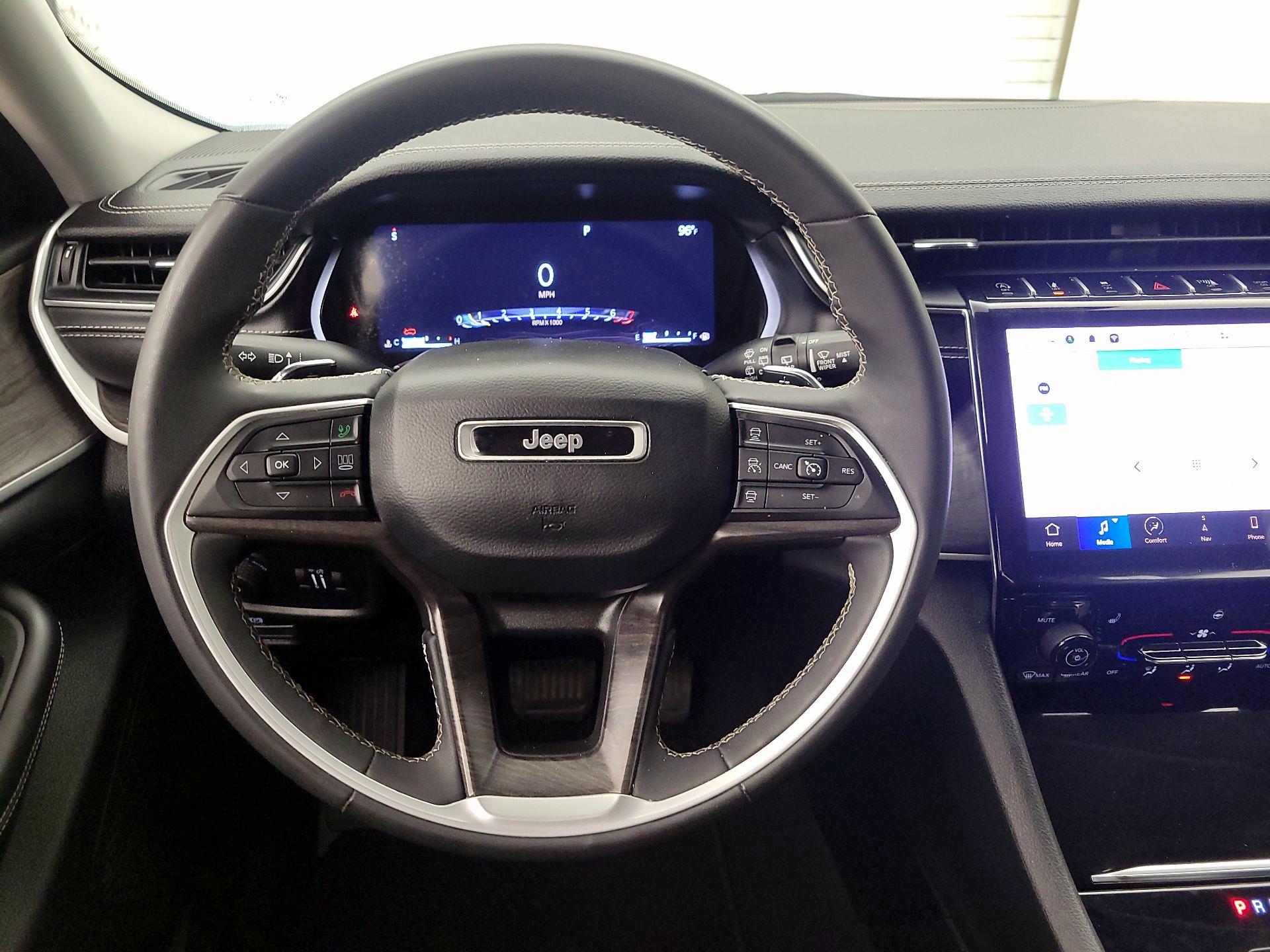 Thumbnail: 2023 Jeep Grand Cherokee L - 10