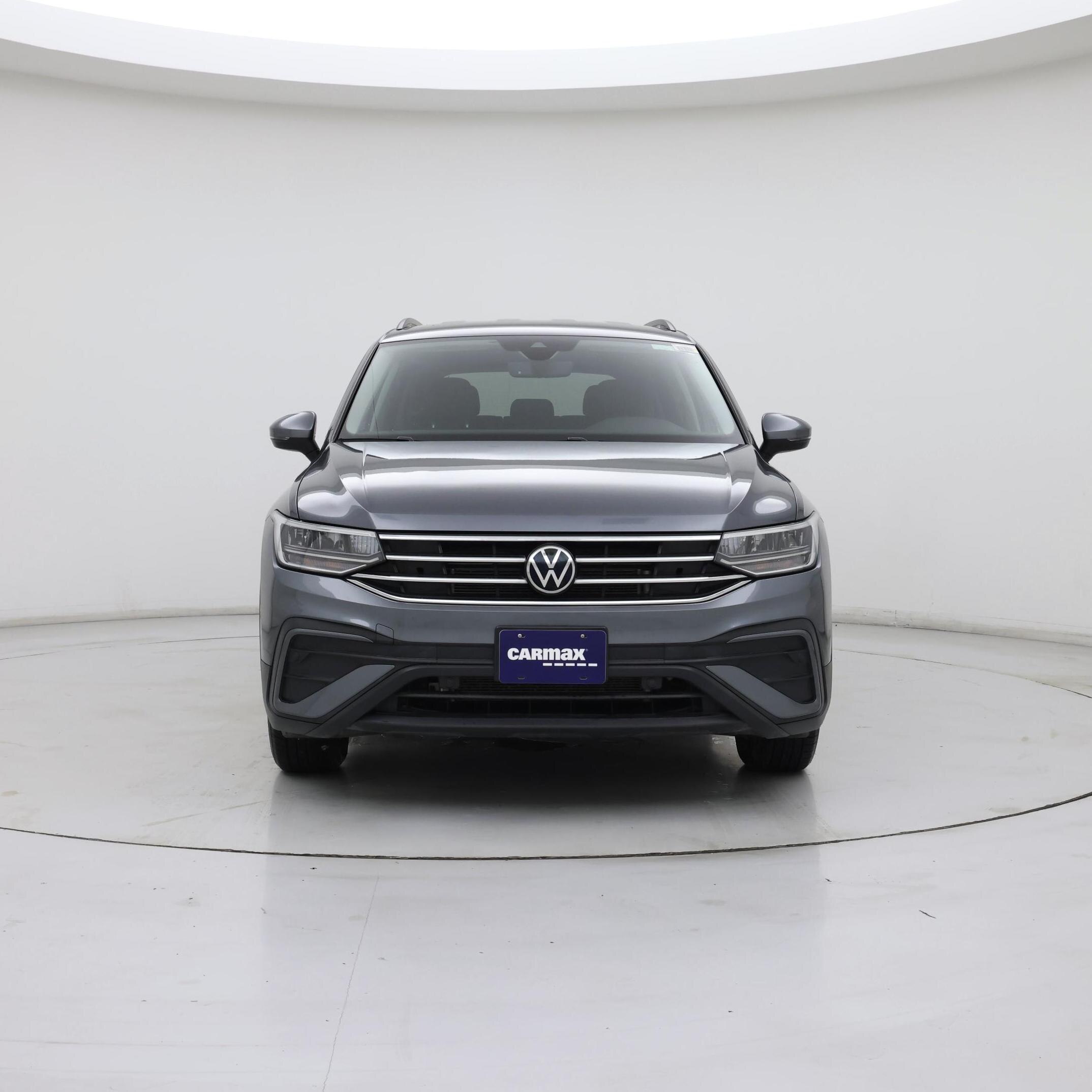 Thumbnail: 2022 Volkswagen Tiguan - 5