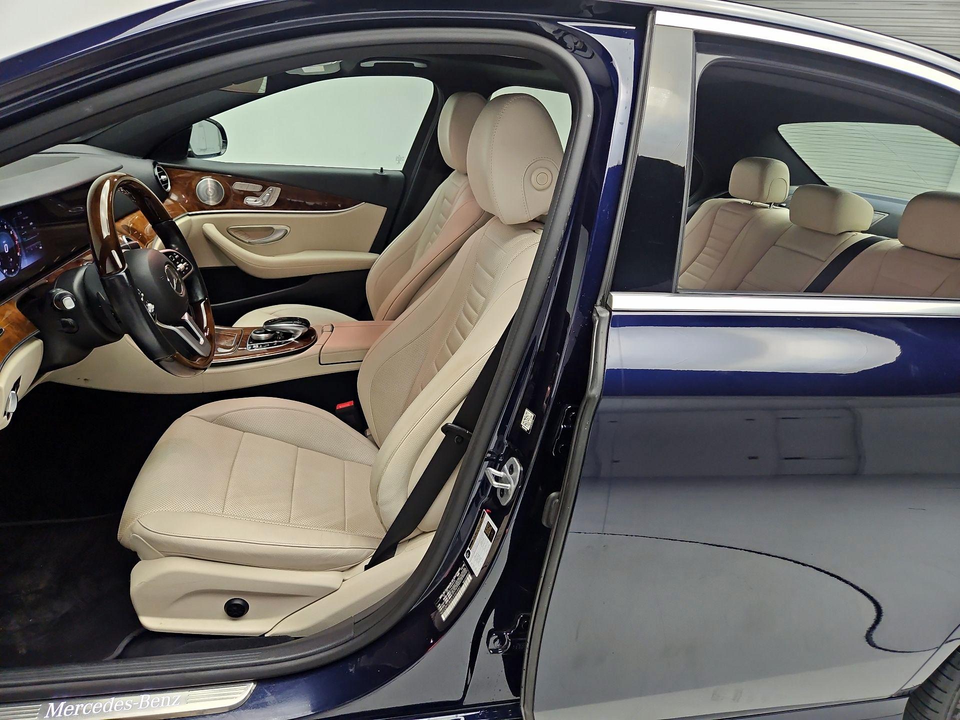 Thumbnail: 2019 Mercedes-Benz E-Class - 9