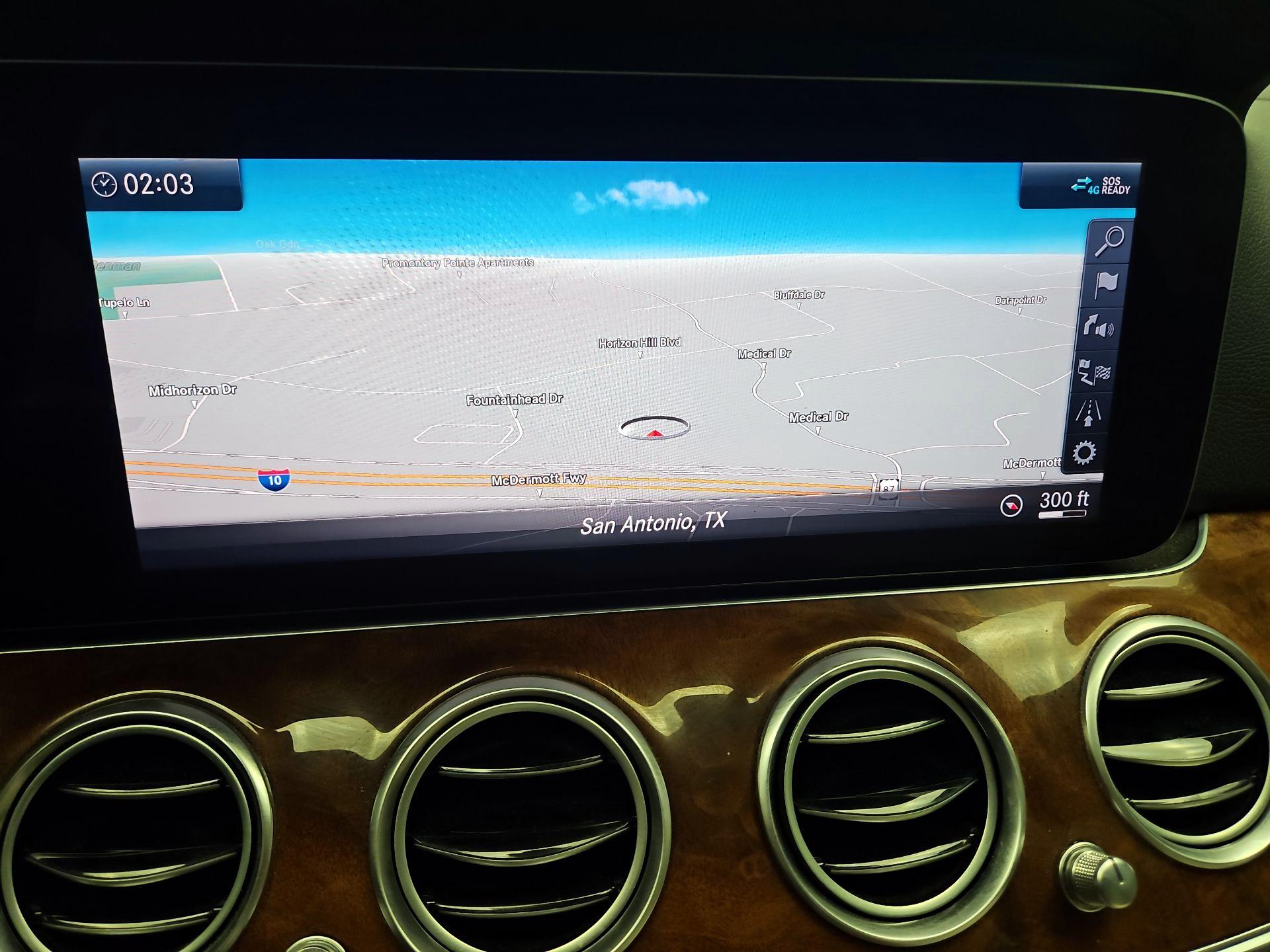 Thumbnail: 2019 Mercedes-Benz E-Class - 12