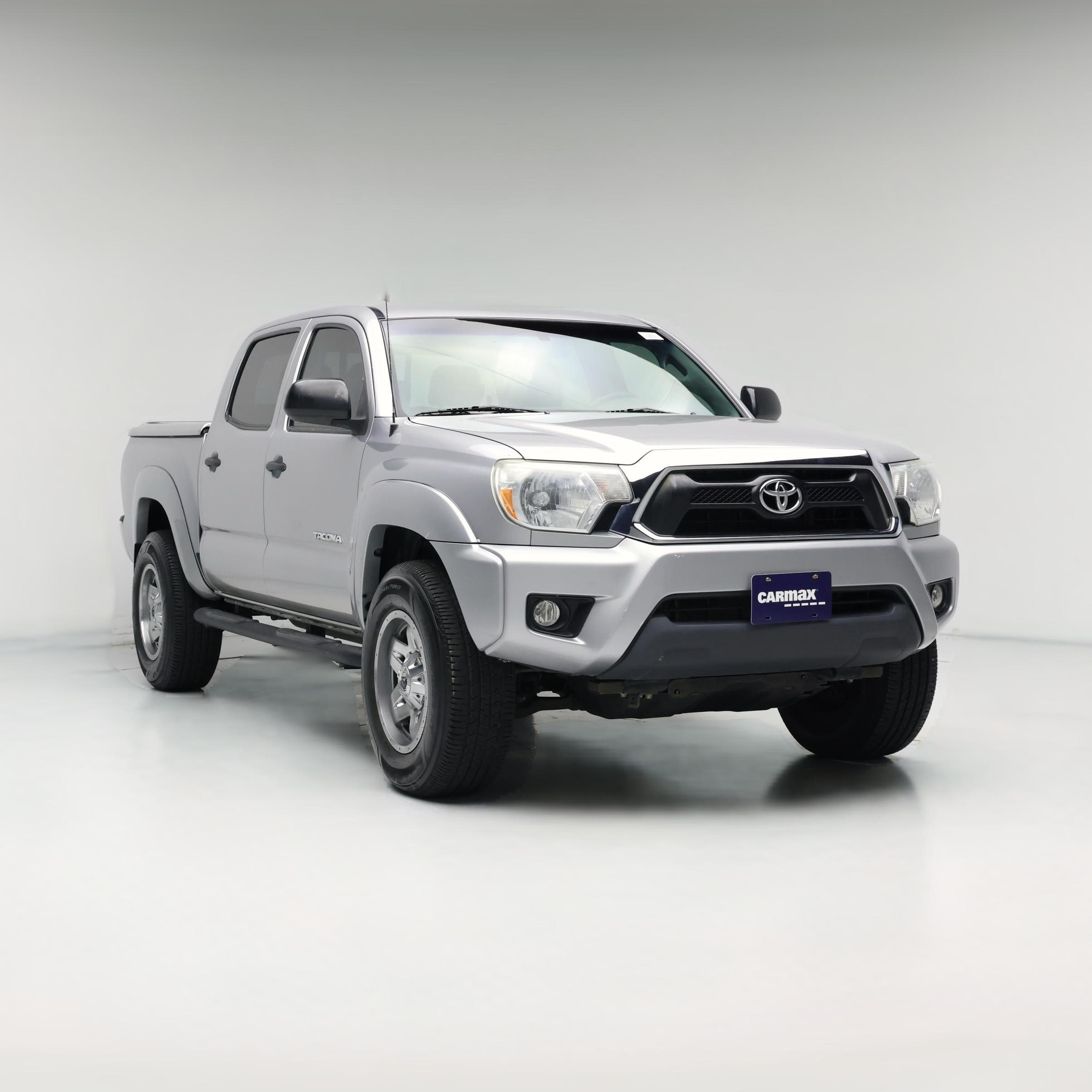 Thumbnail: 2015 Toyota Tacoma - 1