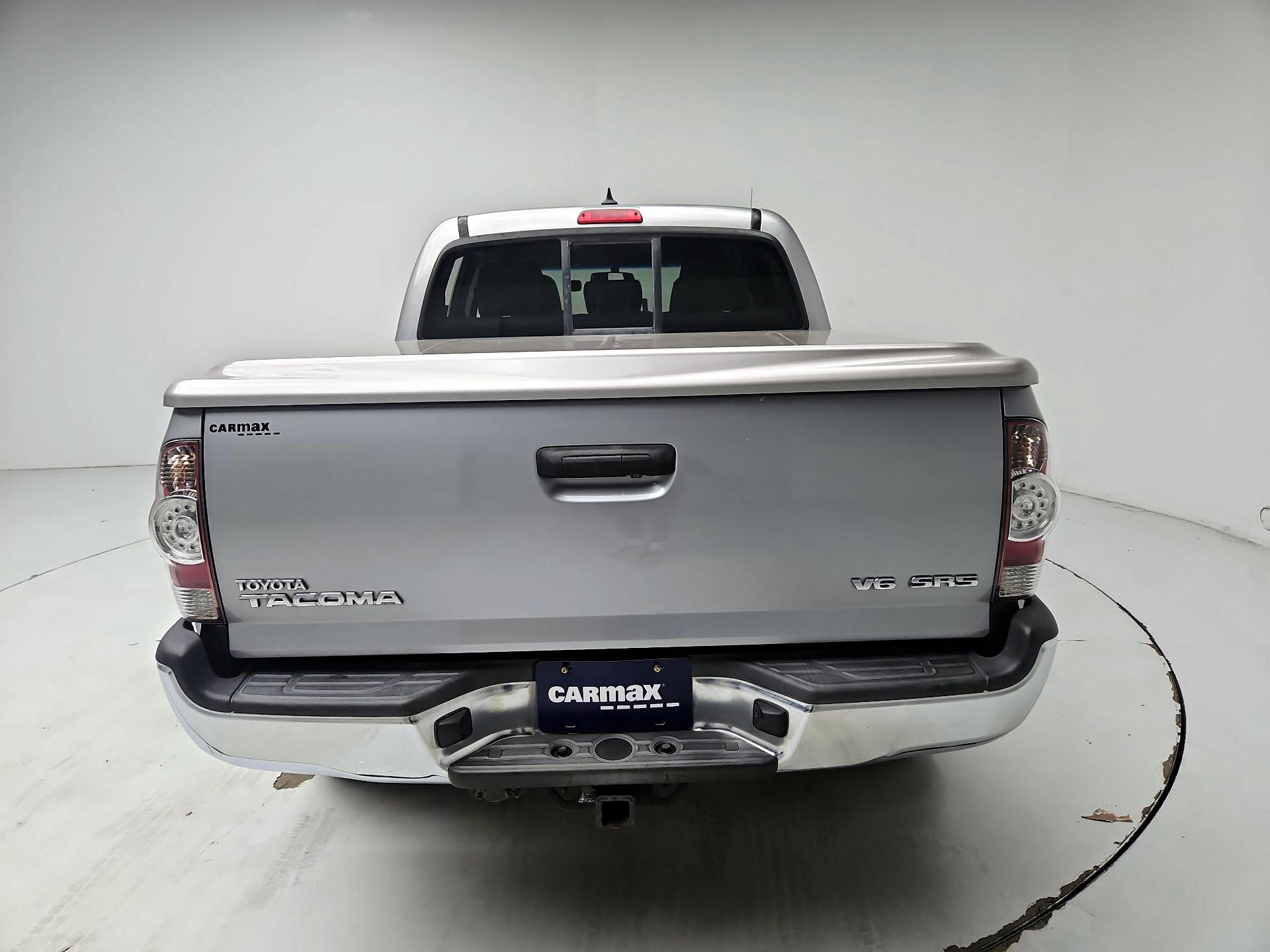 Thumbnail: 2015 Toyota Tacoma - 20