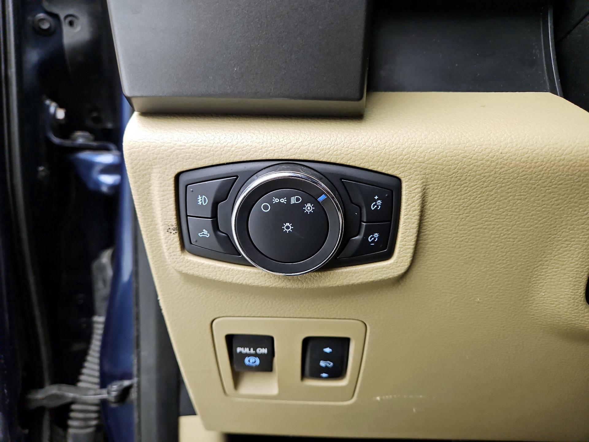 Thumbnail: 2016 Ford F-150 - 13