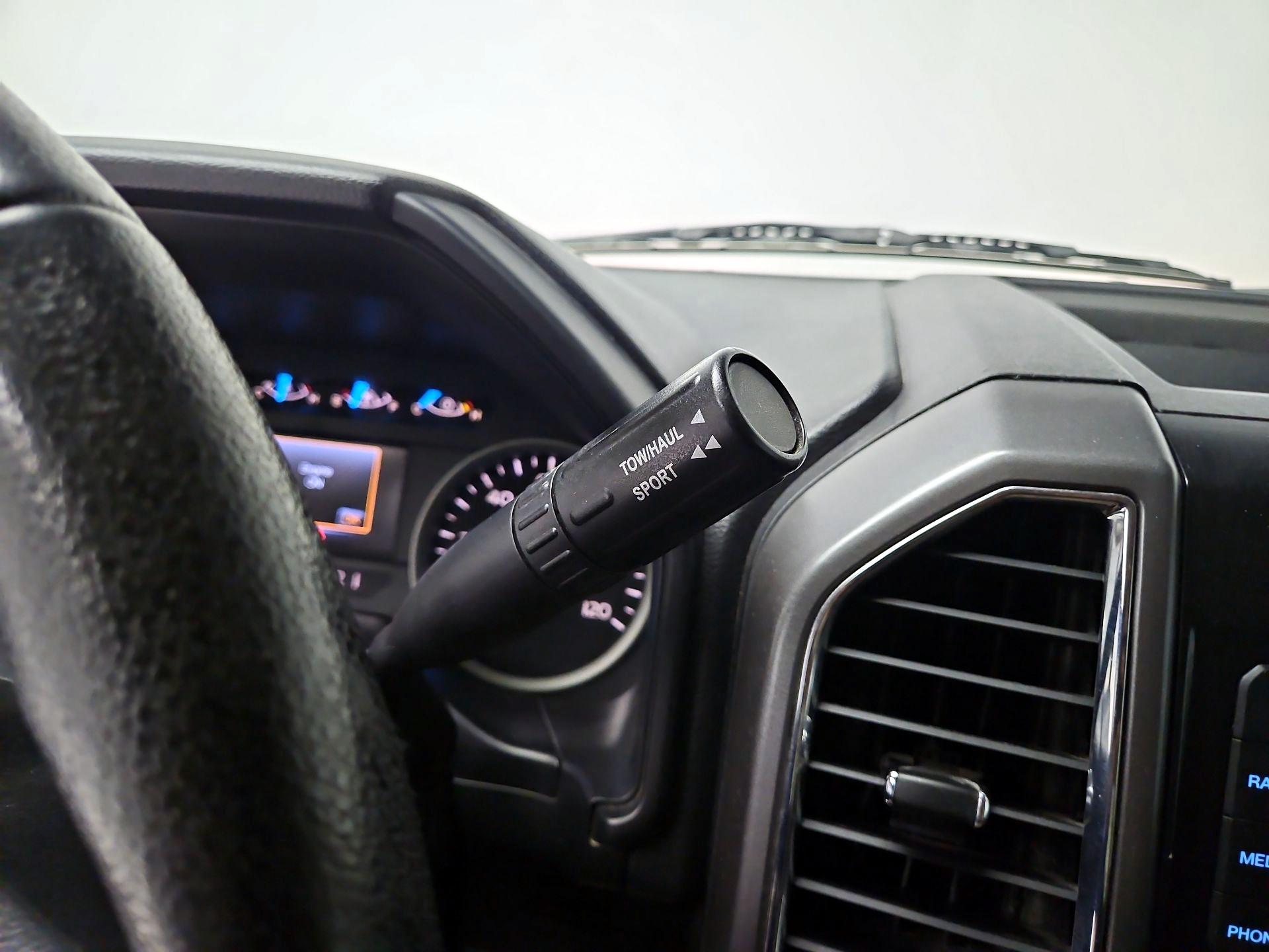 Thumbnail: 2016 Ford F-150 - 17