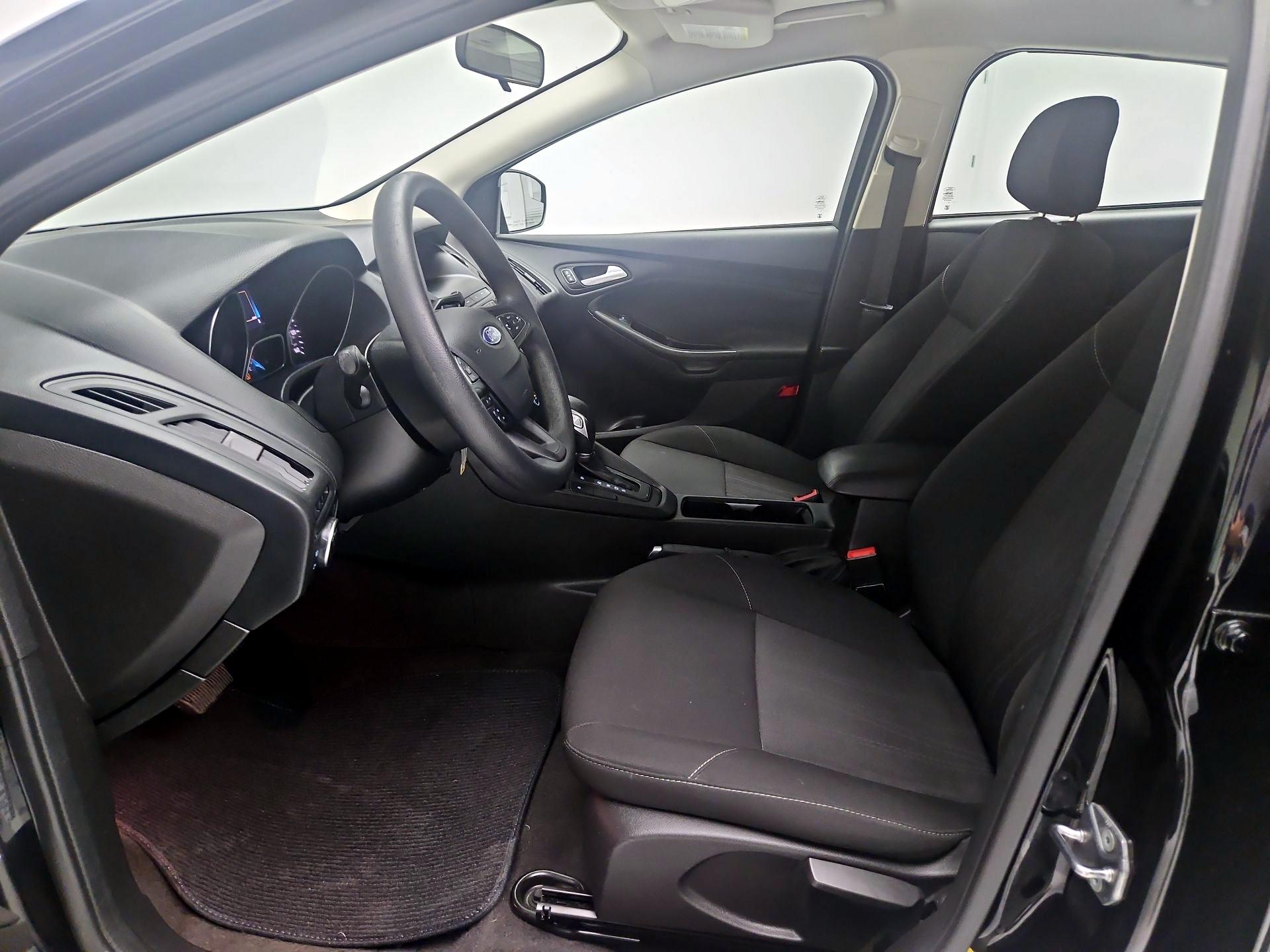 Thumbnail: 2018 Ford Focus - 11