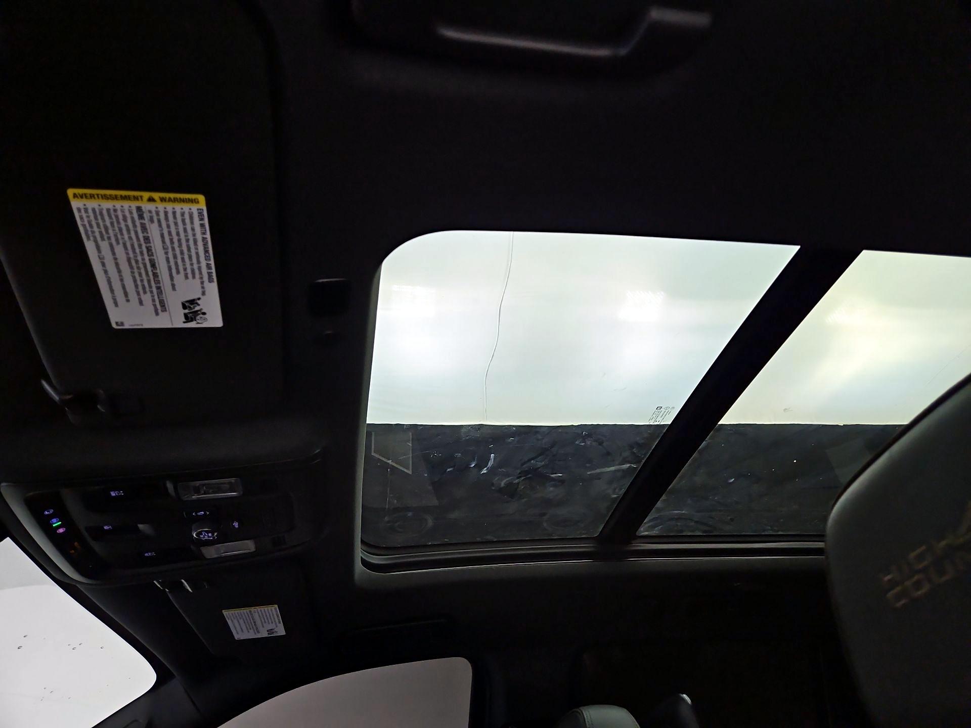 Thumbnail: 2021 Chevrolet Tahoe - 19