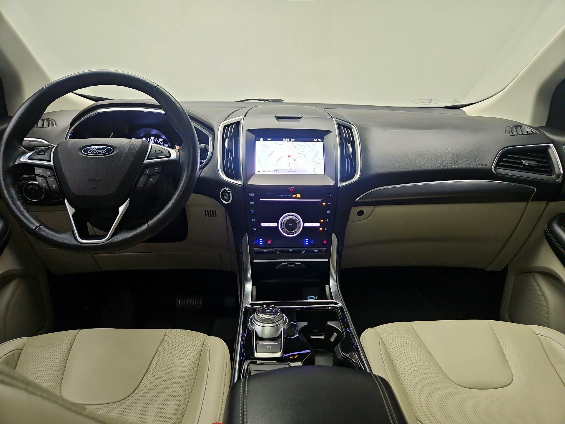 Thumbnail: 2019 Ford Edge - 8