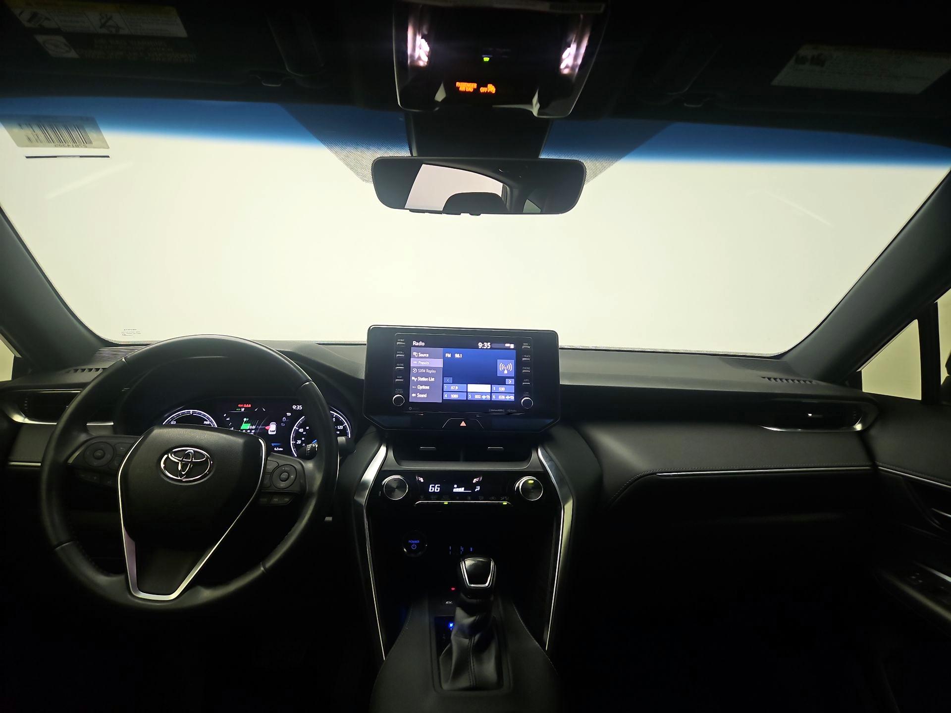 Thumbnail: 2021 Toyota Venza - 9