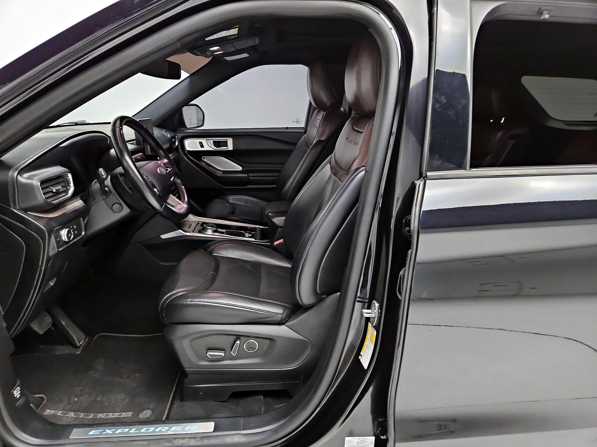 Thumbnail: 2020 Ford Explorer - 11