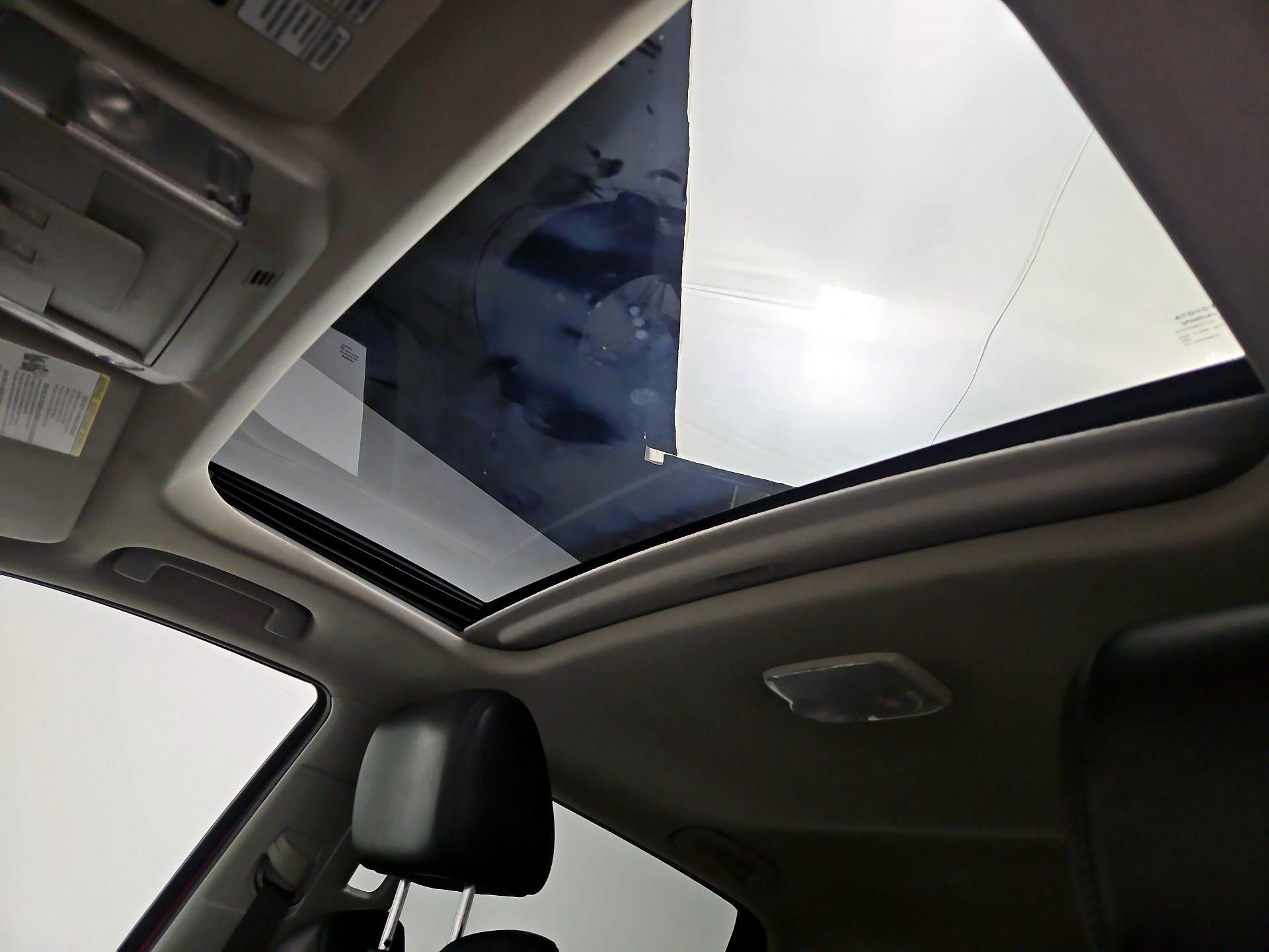 Thumbnail: 2014 Toyota Tundra - 19