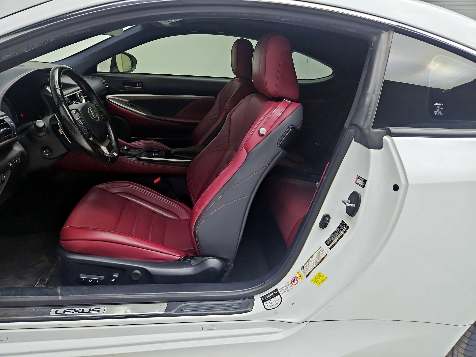 Thumbnail: 2017 Lexus RC - 11