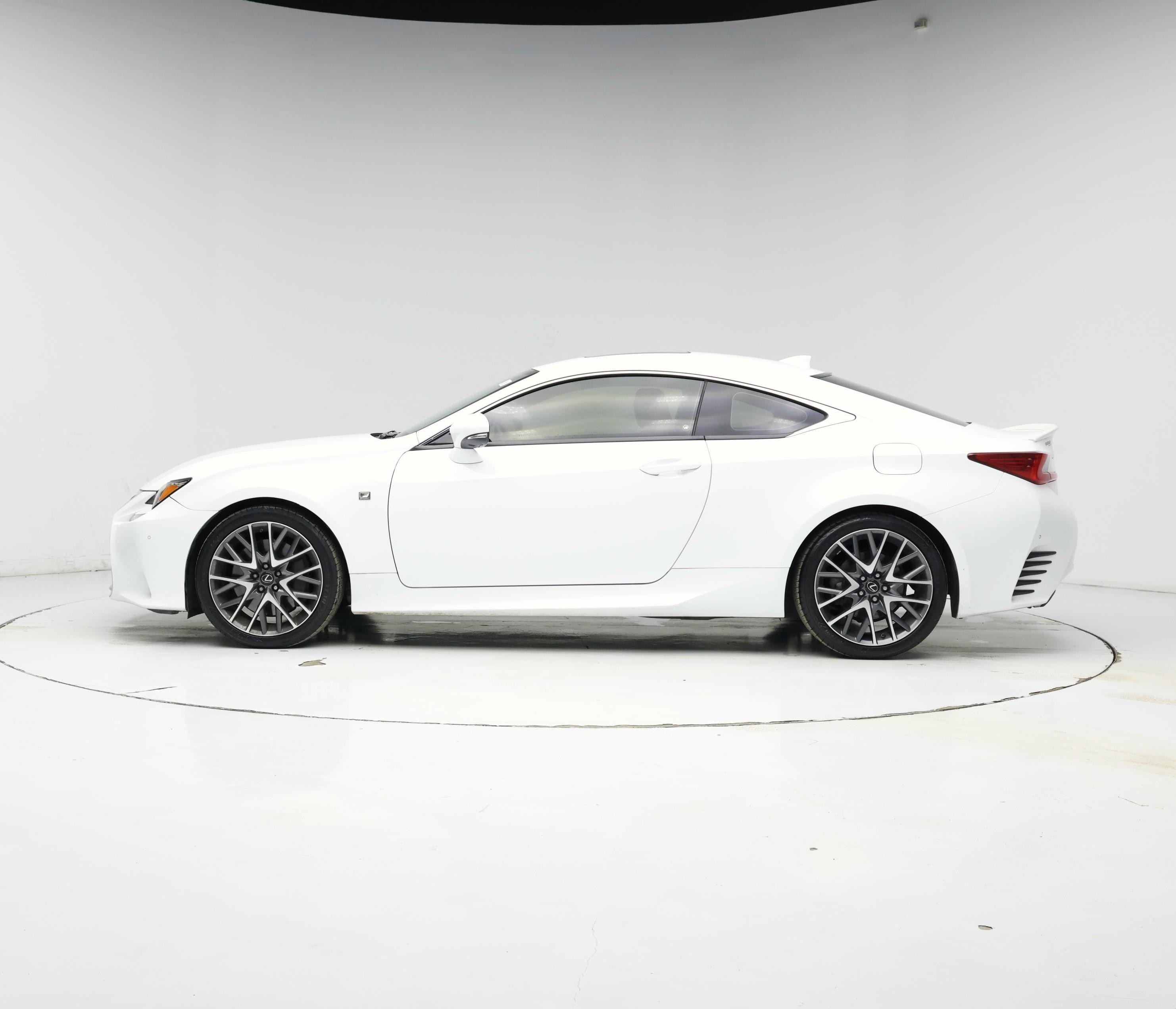 Thumbnail: 2017 Lexus RC - 3