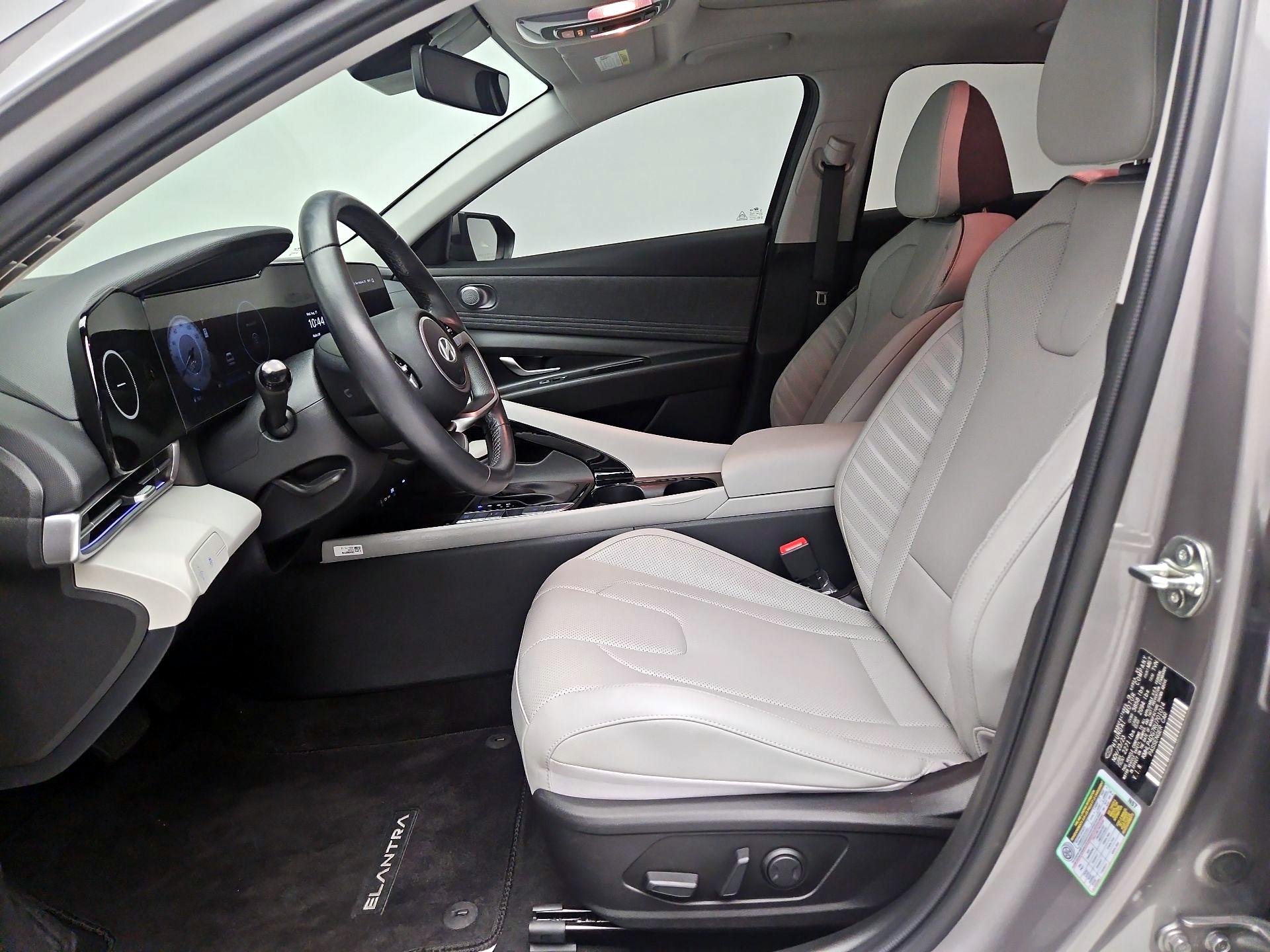 Thumbnail: 2024 Hyundai Elantra - 9
