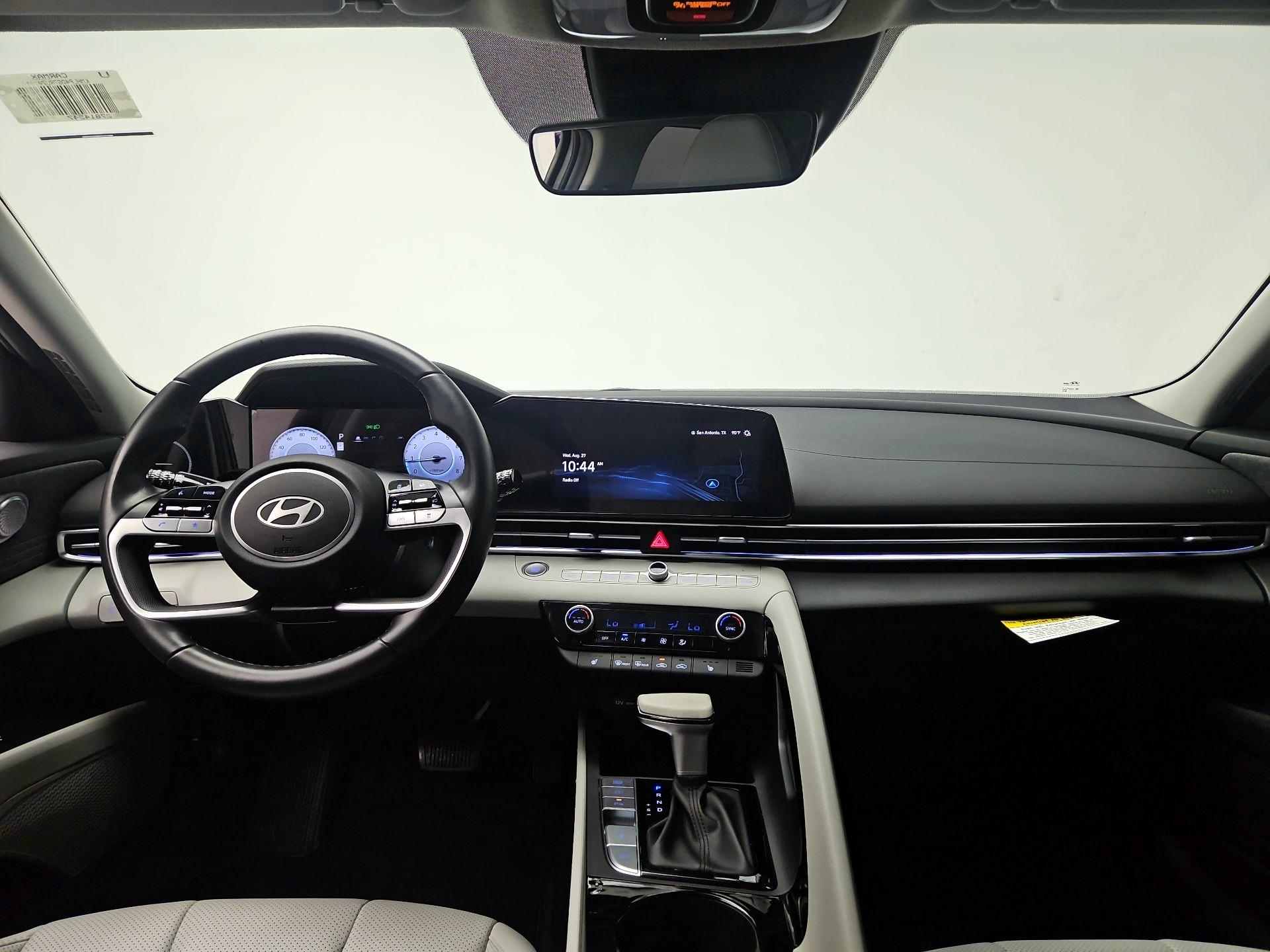 Thumbnail: 2024 Hyundai Elantra - 8