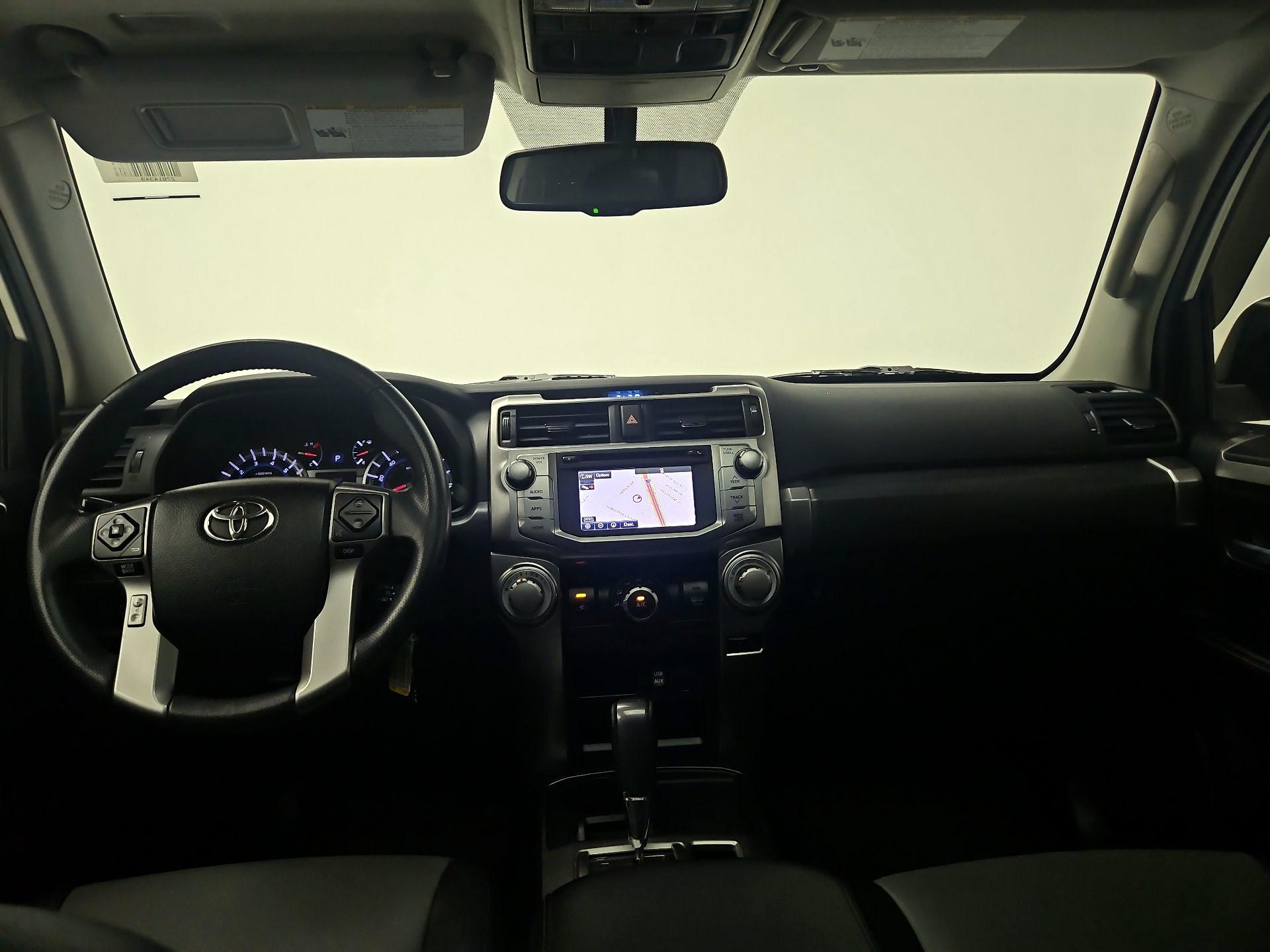 Thumbnail: 2016 Toyota 4Runner - 9