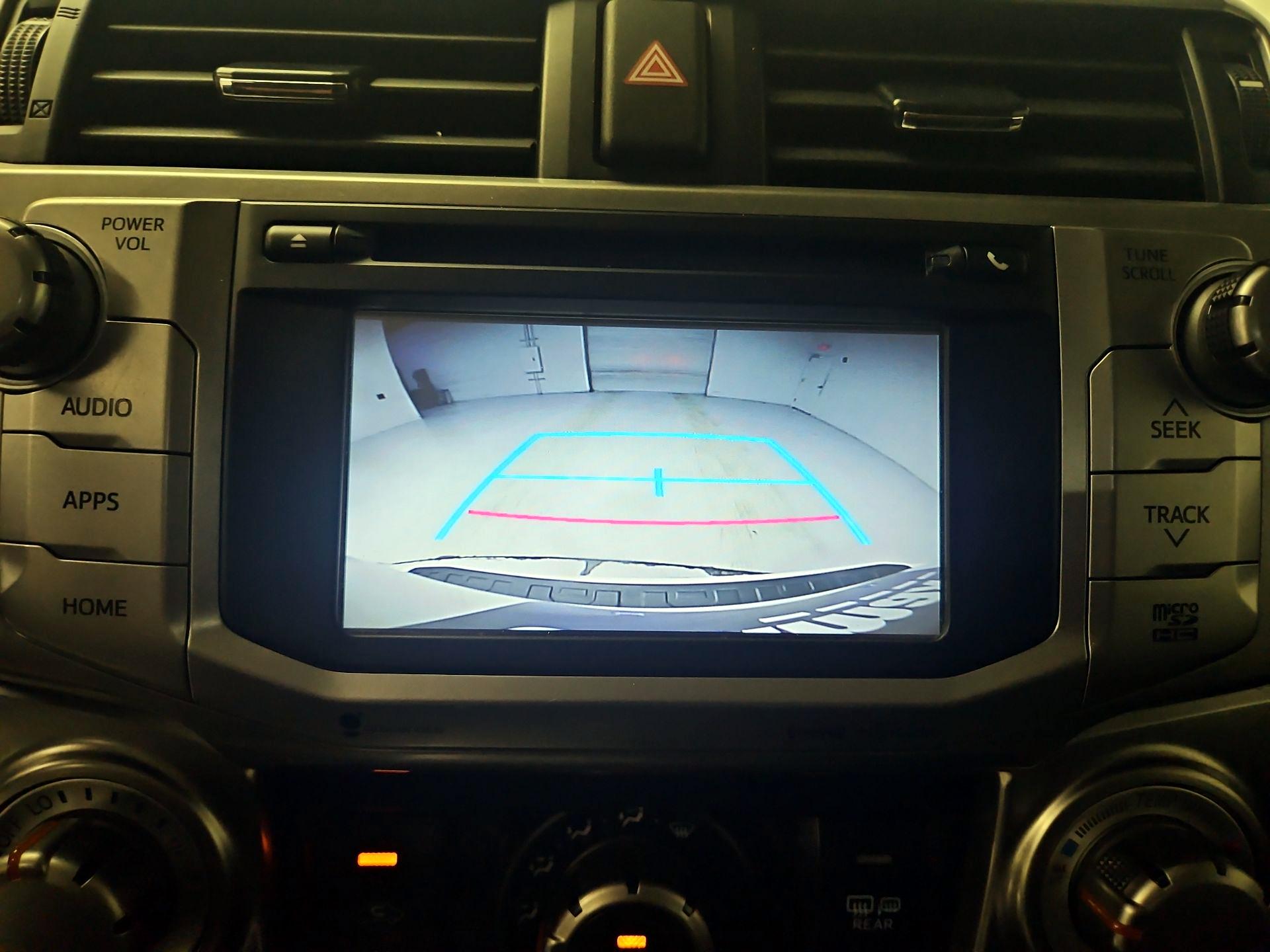 Thumbnail: 2016 Toyota 4Runner - 15