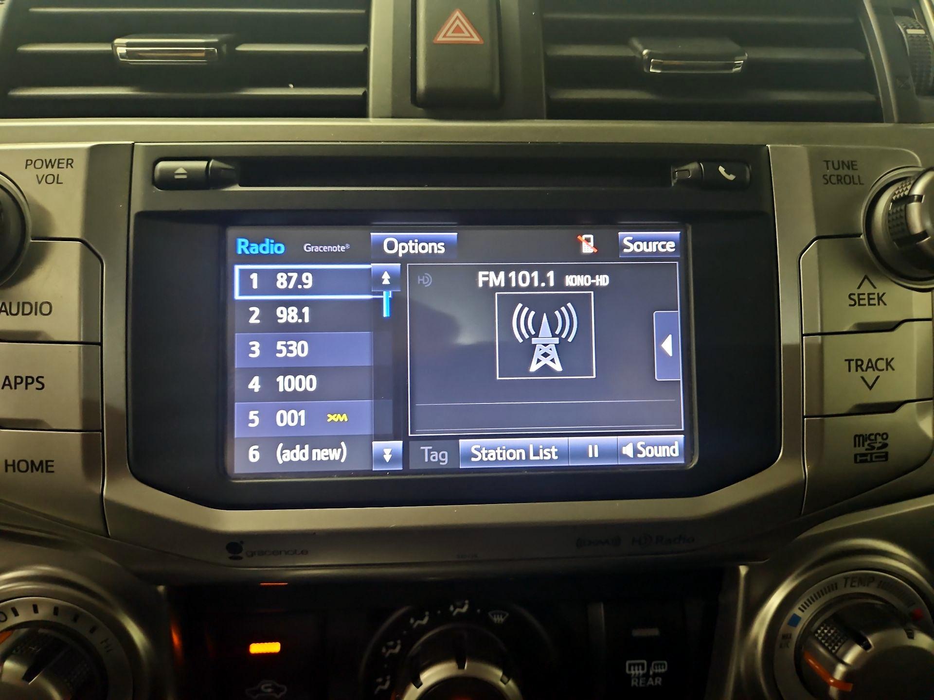 Thumbnail: 2016 Toyota 4Runner - 16