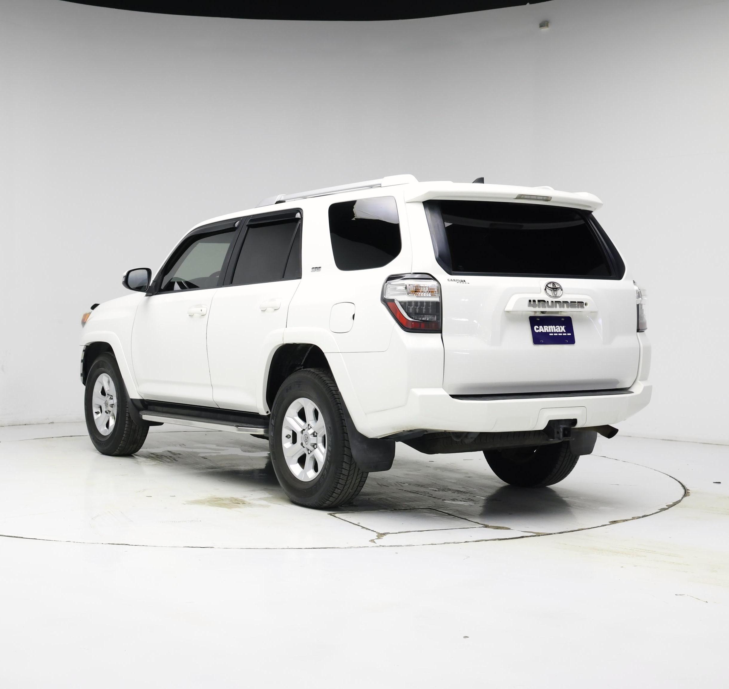 Thumbnail: 2016 Toyota 4Runner - 2