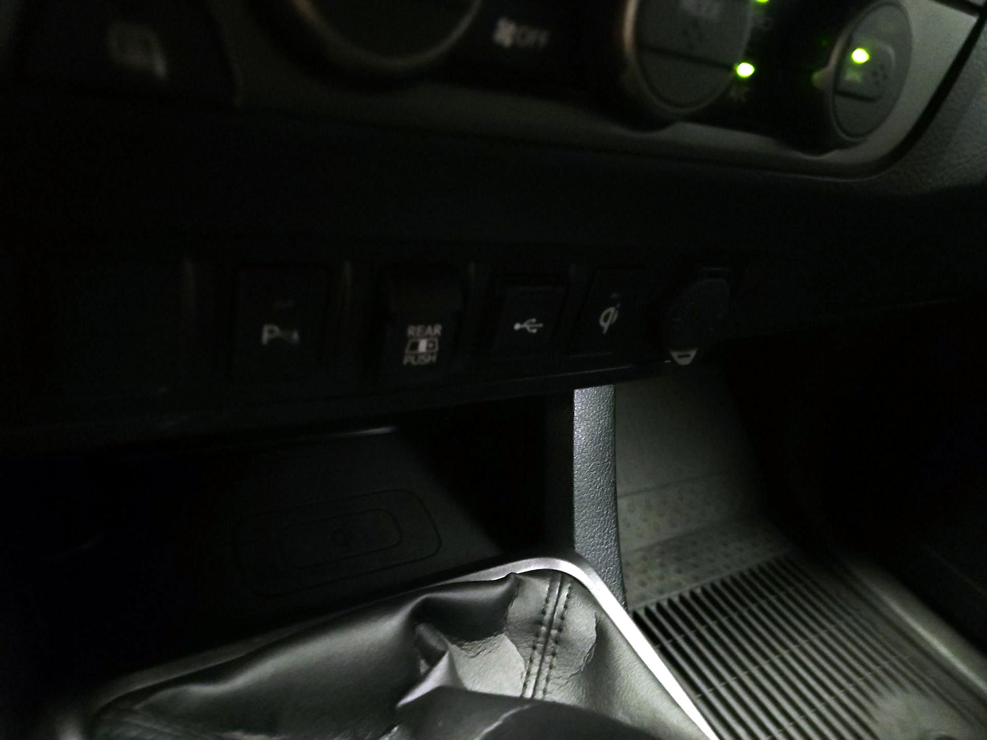 Thumbnail: 2021 Toyota Tacoma - 18