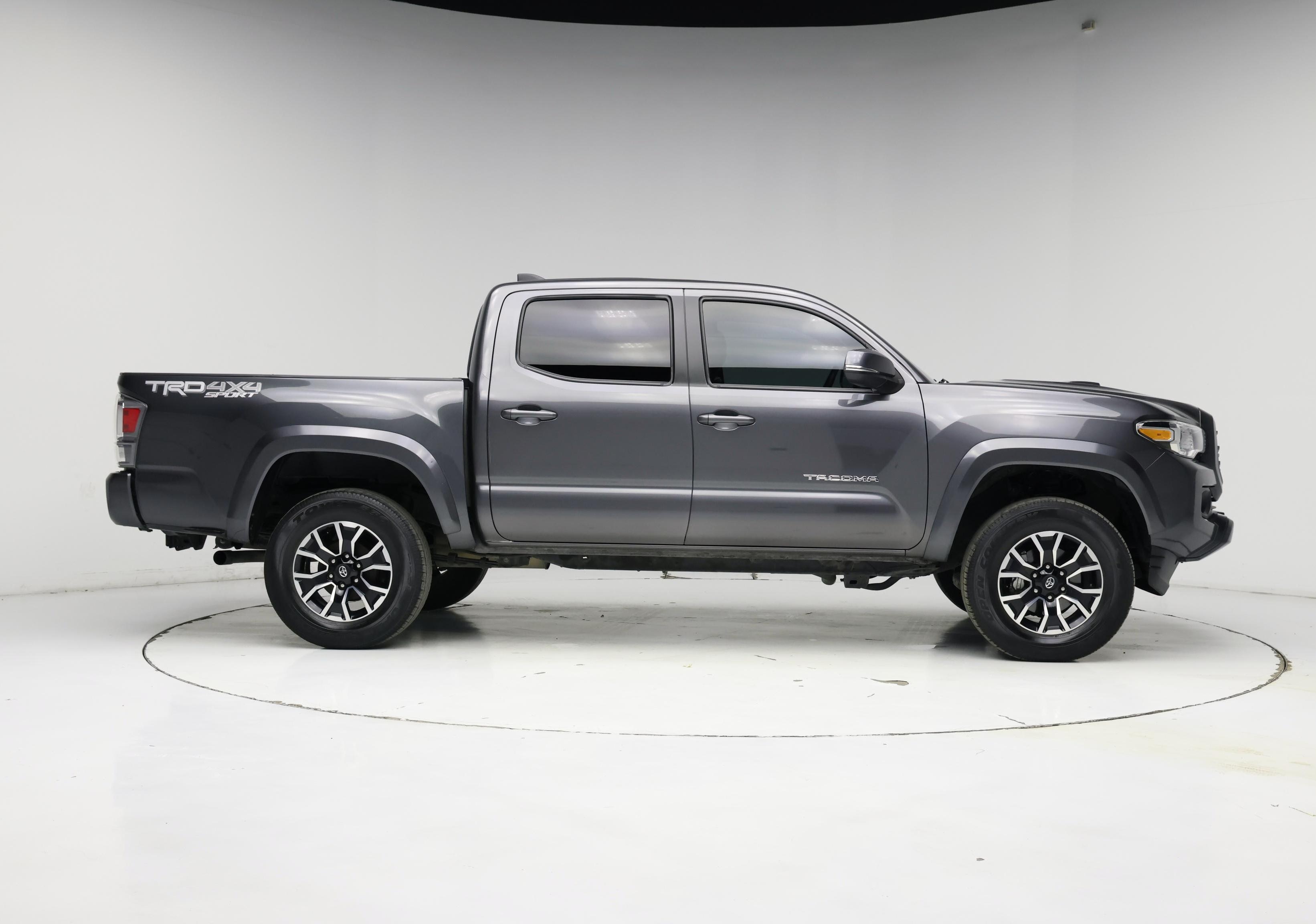 Thumbnail: 2021 Toyota Tacoma - 7